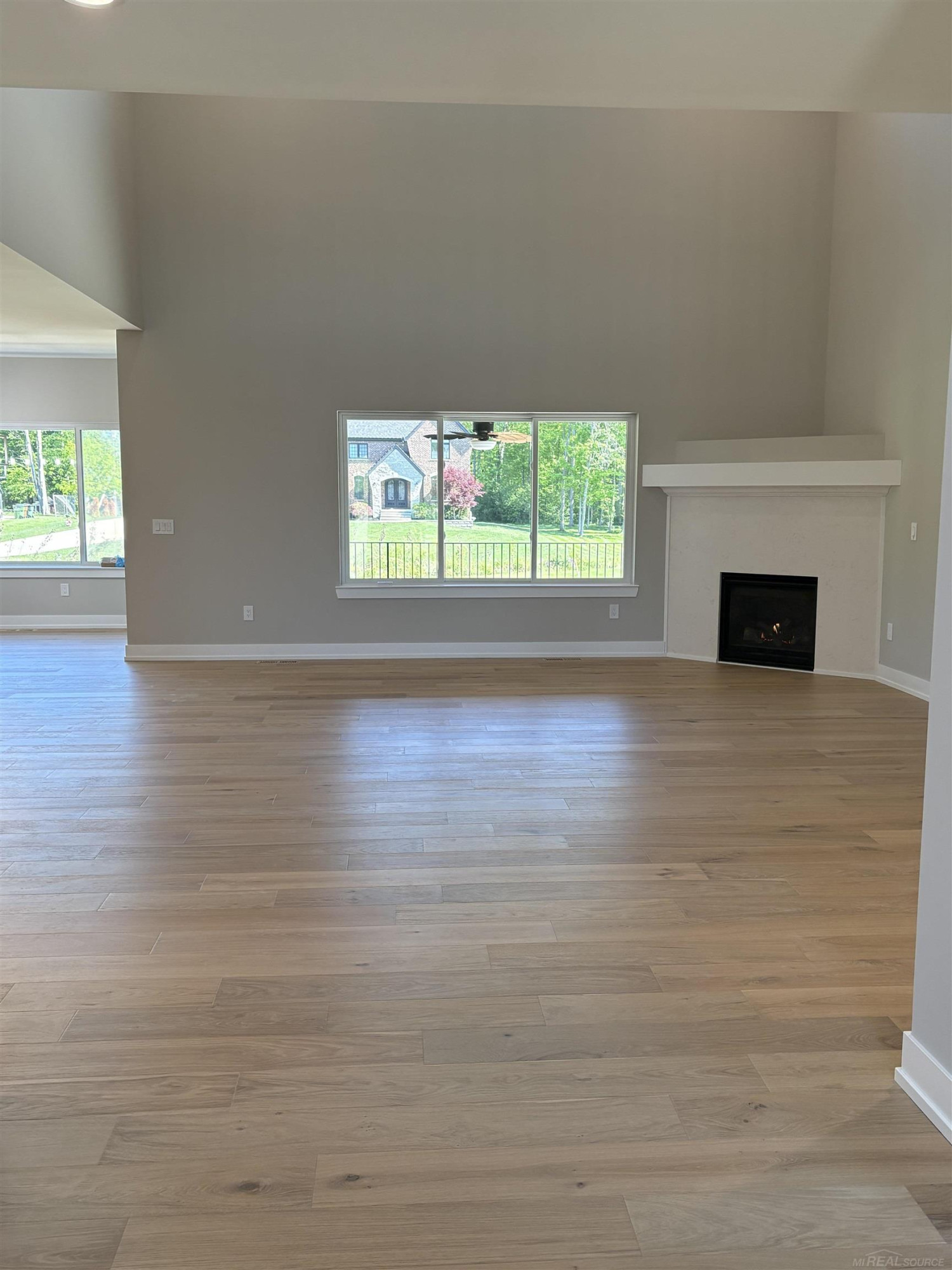 10505 Excalibur Drive, Shelby Twp, MI 48315 — Photo 33