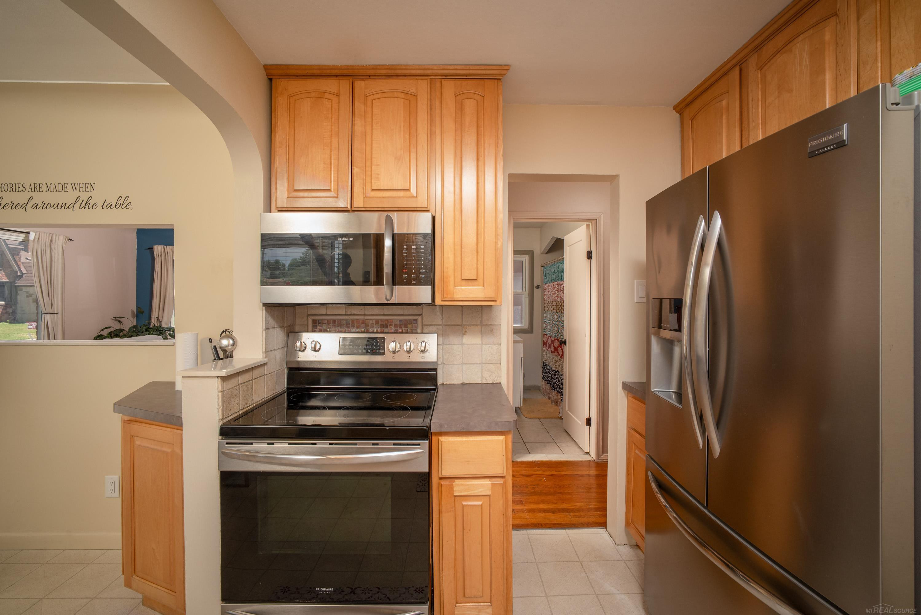 15214 Nehls Avenue, Eastpointe, MI 48021 — Photo 8