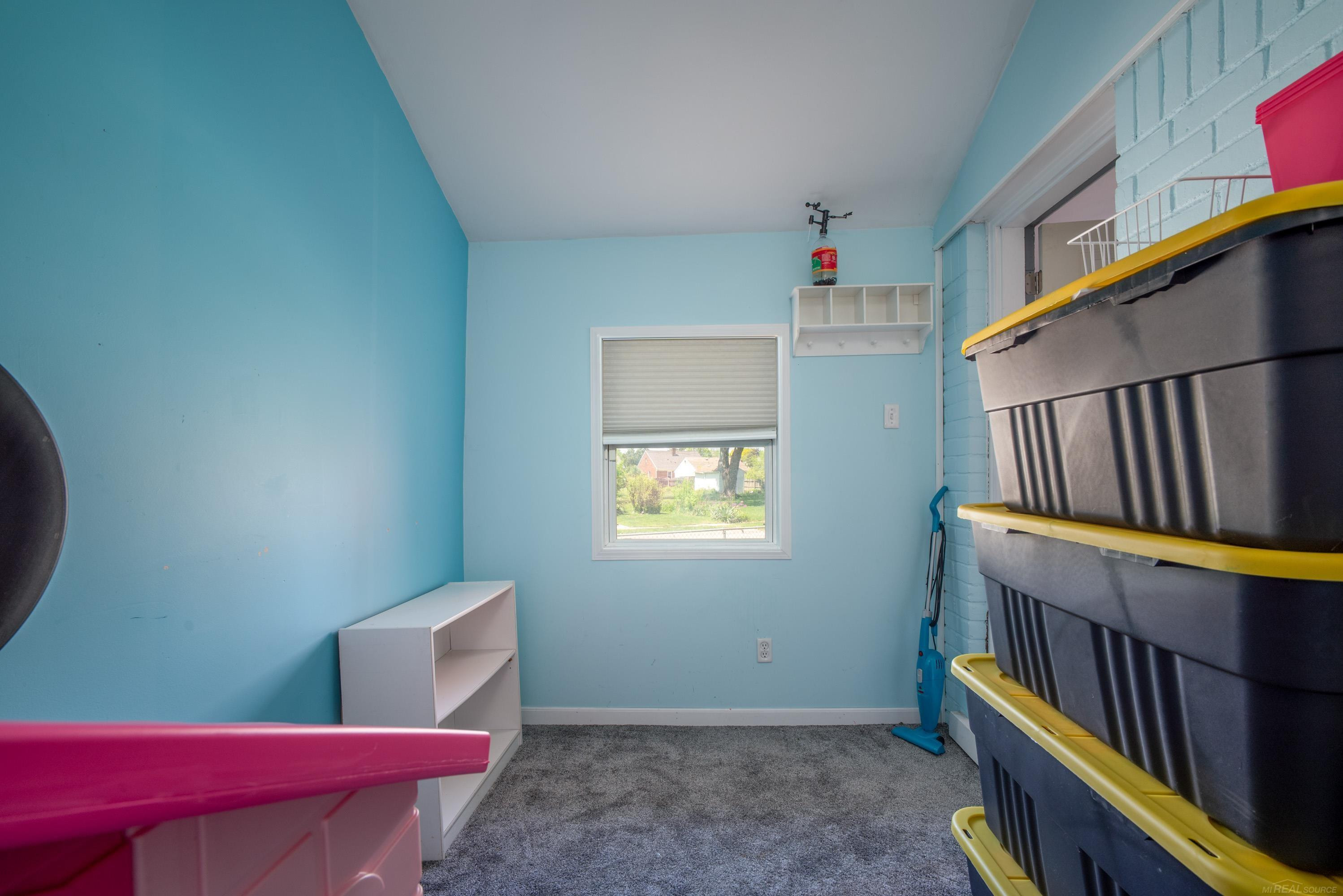 15214 Nehls Avenue, Eastpointe, MI 48021 — Photo 13