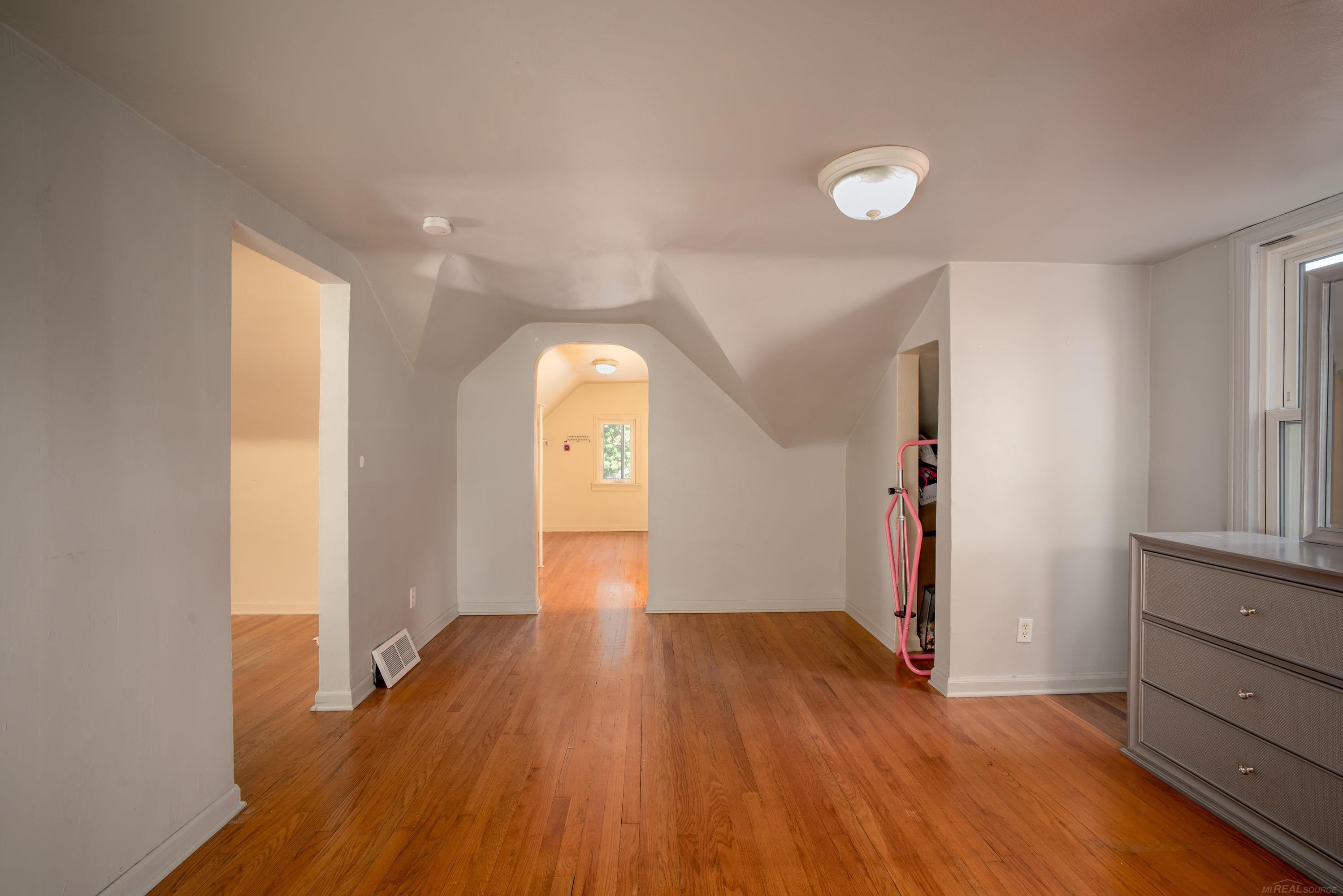 15214 Nehls Avenue, Eastpointe, MI 48021 — Photo 18