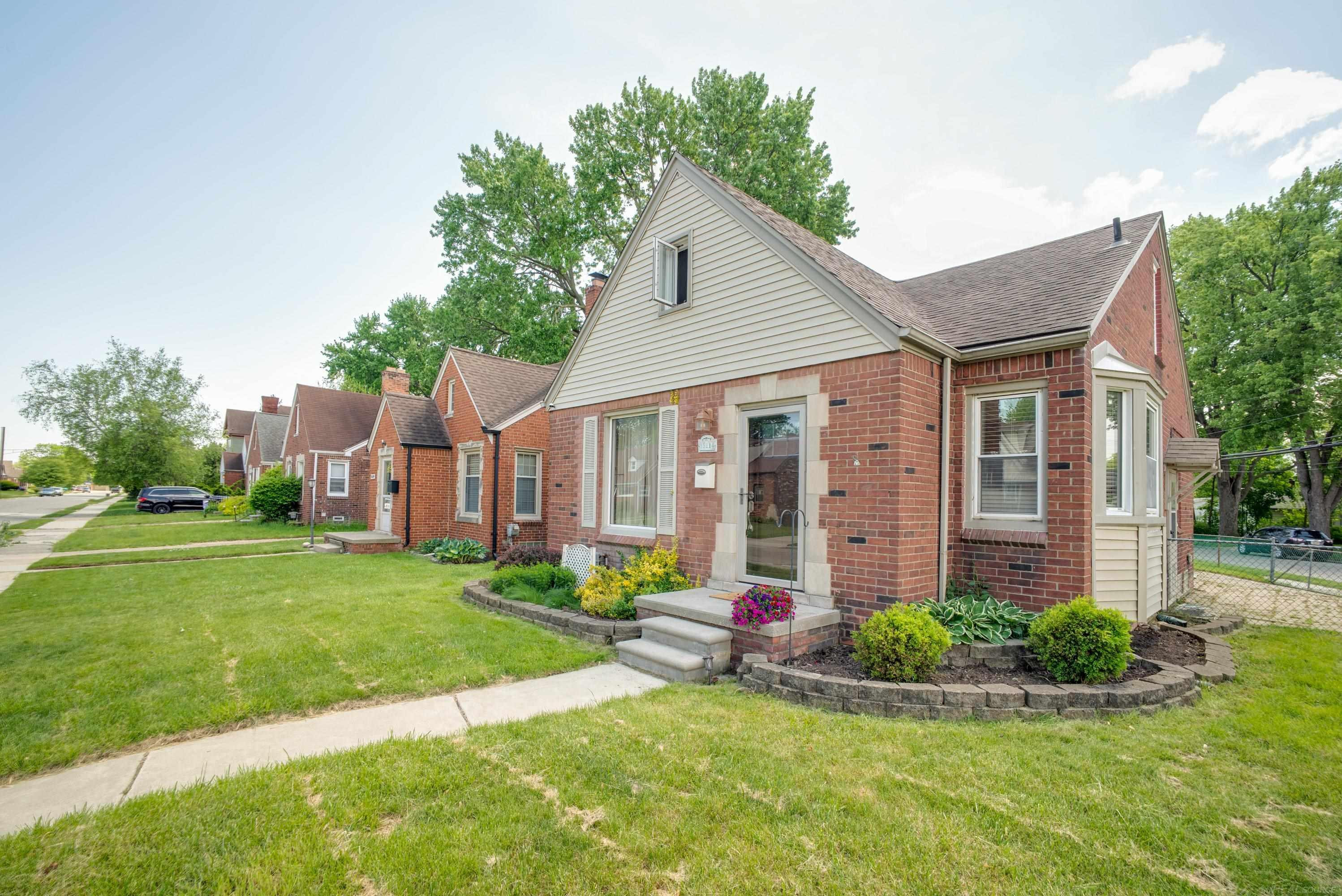 15214 Nehls Avenue, Eastpointe, MI 48021 — Photo 26