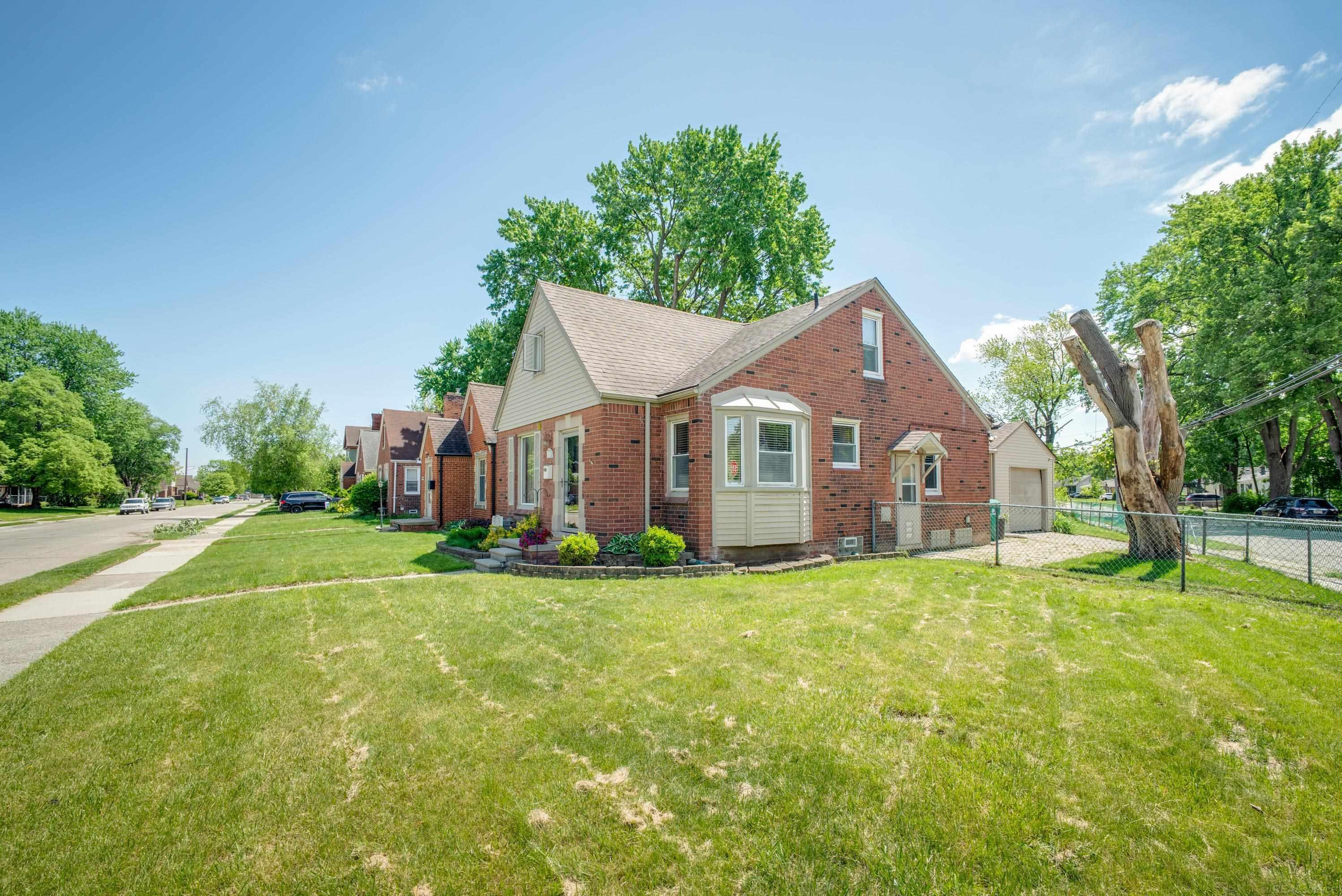 15214 Nehls Avenue, Eastpointe, MI 48021 — Photo 31