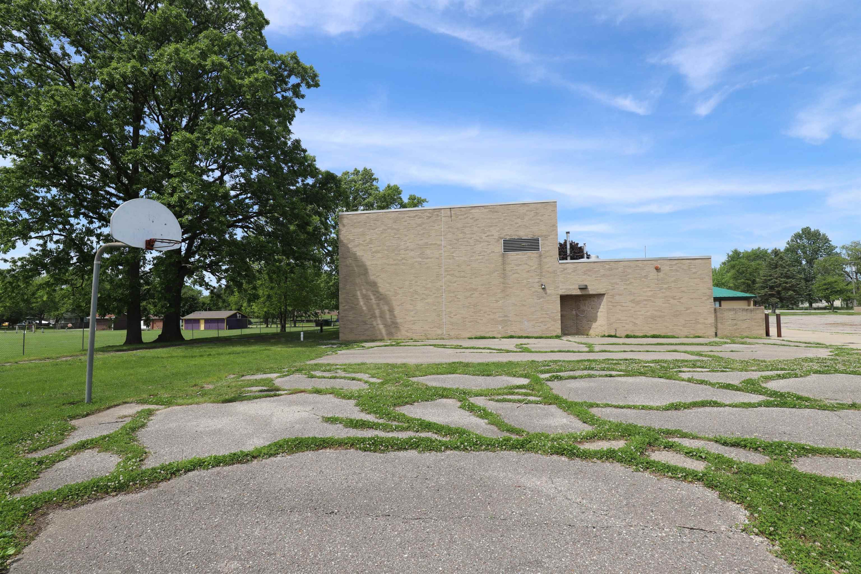 900 Oak Street, MI 48449 — Photo 7