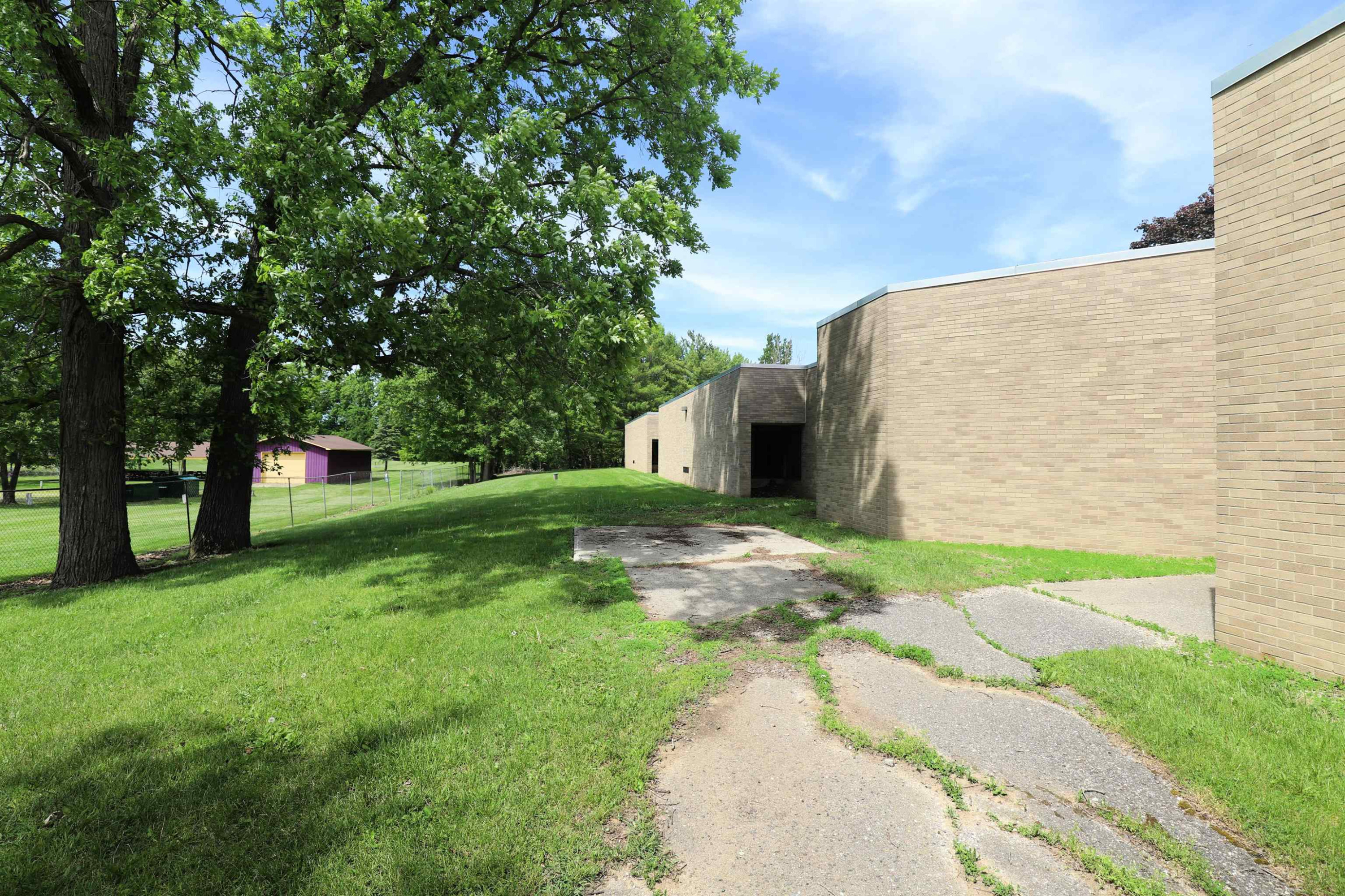900 Oak Street, MI 48449 — Photo 9