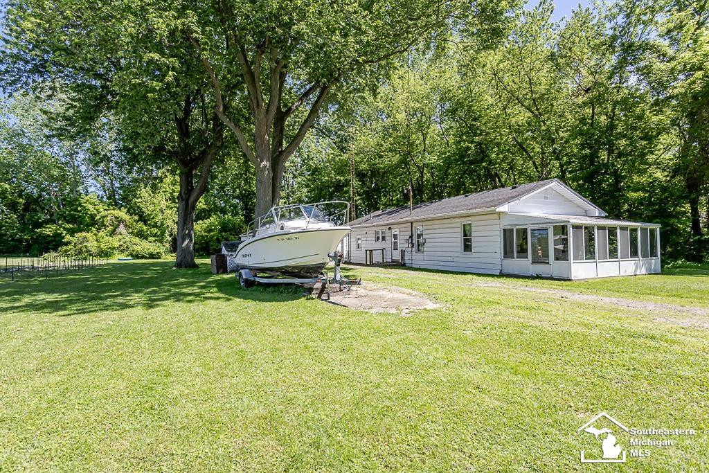 13838 Bayside Drive, Monroe, MI 48161 — Photo 3