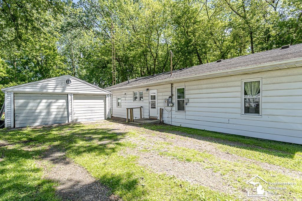13838 Bayside Drive, Monroe, MI 48161 — Photo 31