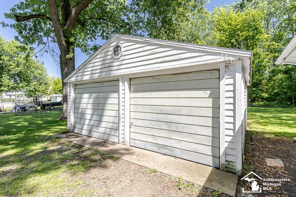 13838 Bayside Drive, Monroe, MI 48161 — Photo 33