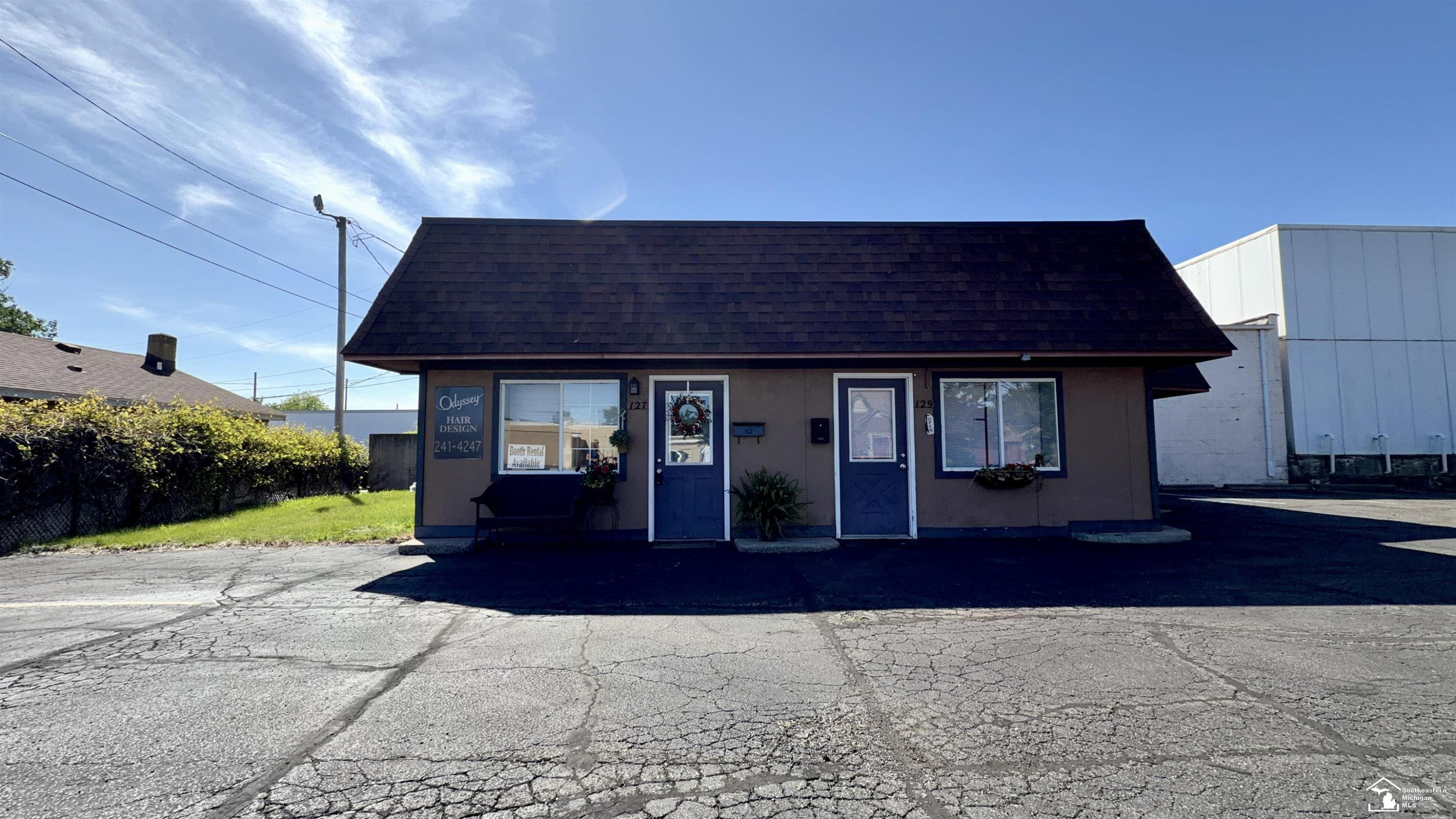 127/129 Bentley Drive, Monroe, MI 48162