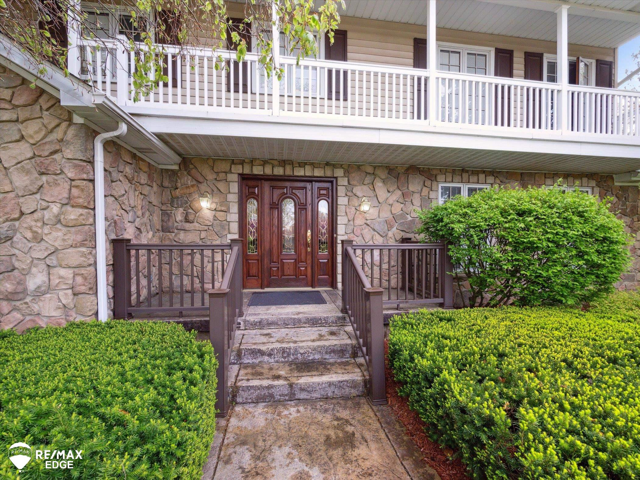 9705 Burning Tree Drive, Grand Blanc, MI 48439 — Photo 6