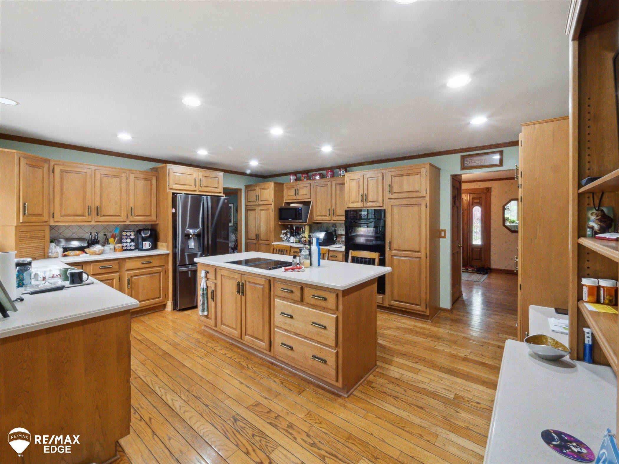 9705 Burning Tree Drive, Grand Blanc, MI 48439 — Photo 12