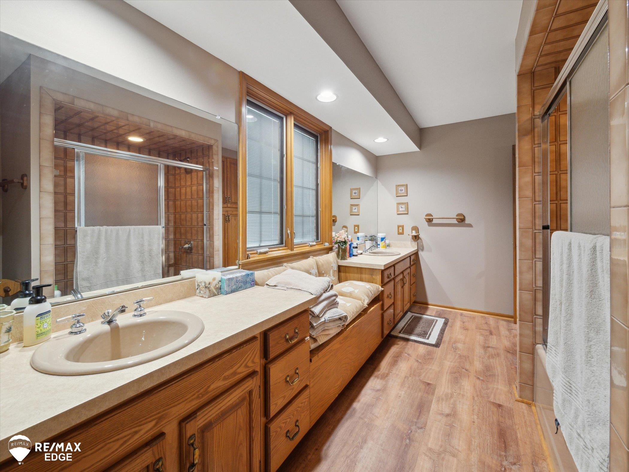 9705 Burning Tree Drive, Grand Blanc, MI 48439 — Photo 36