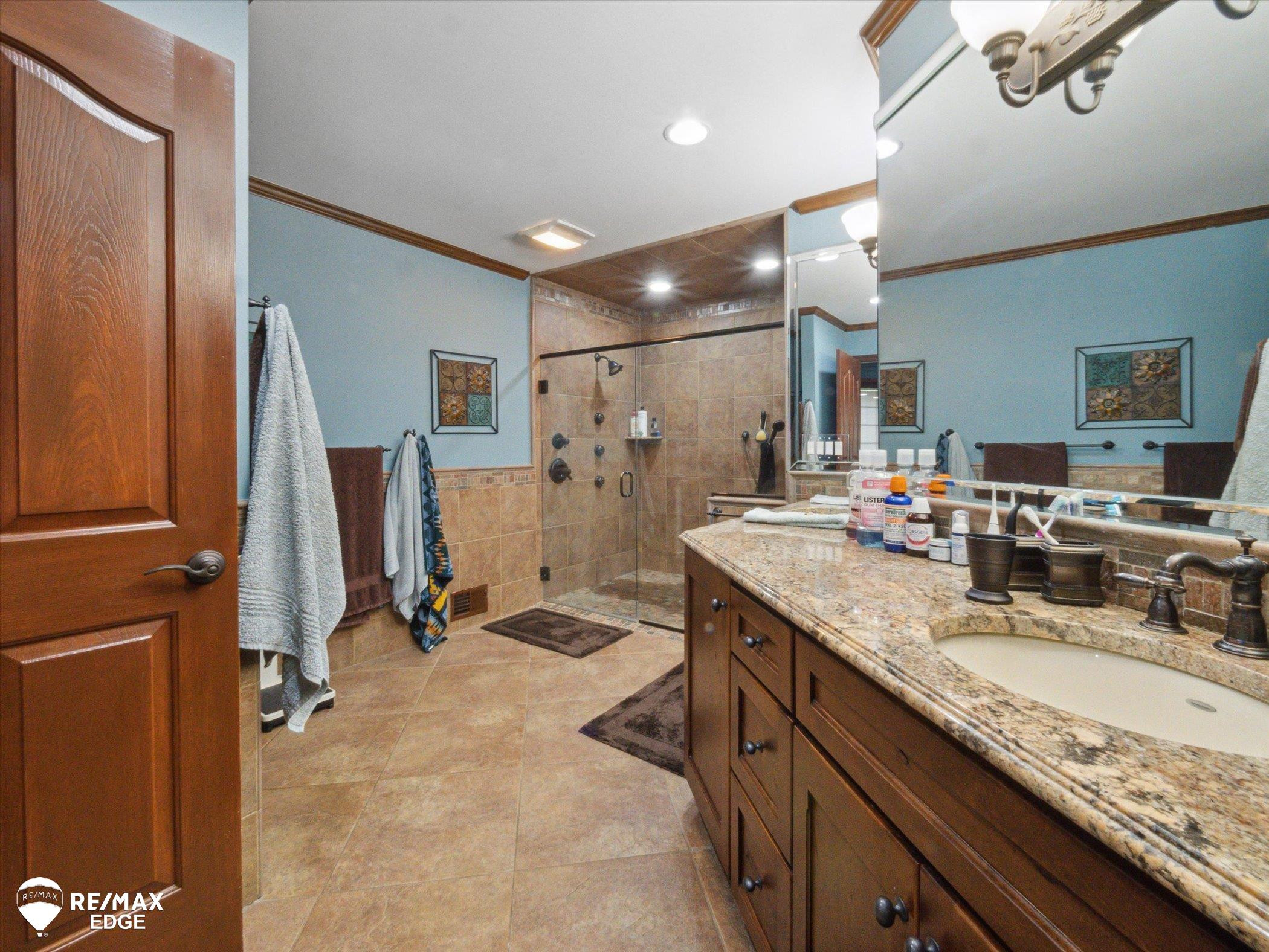 9705 Burning Tree Drive, Grand Blanc, MI 48439 — Photo 42