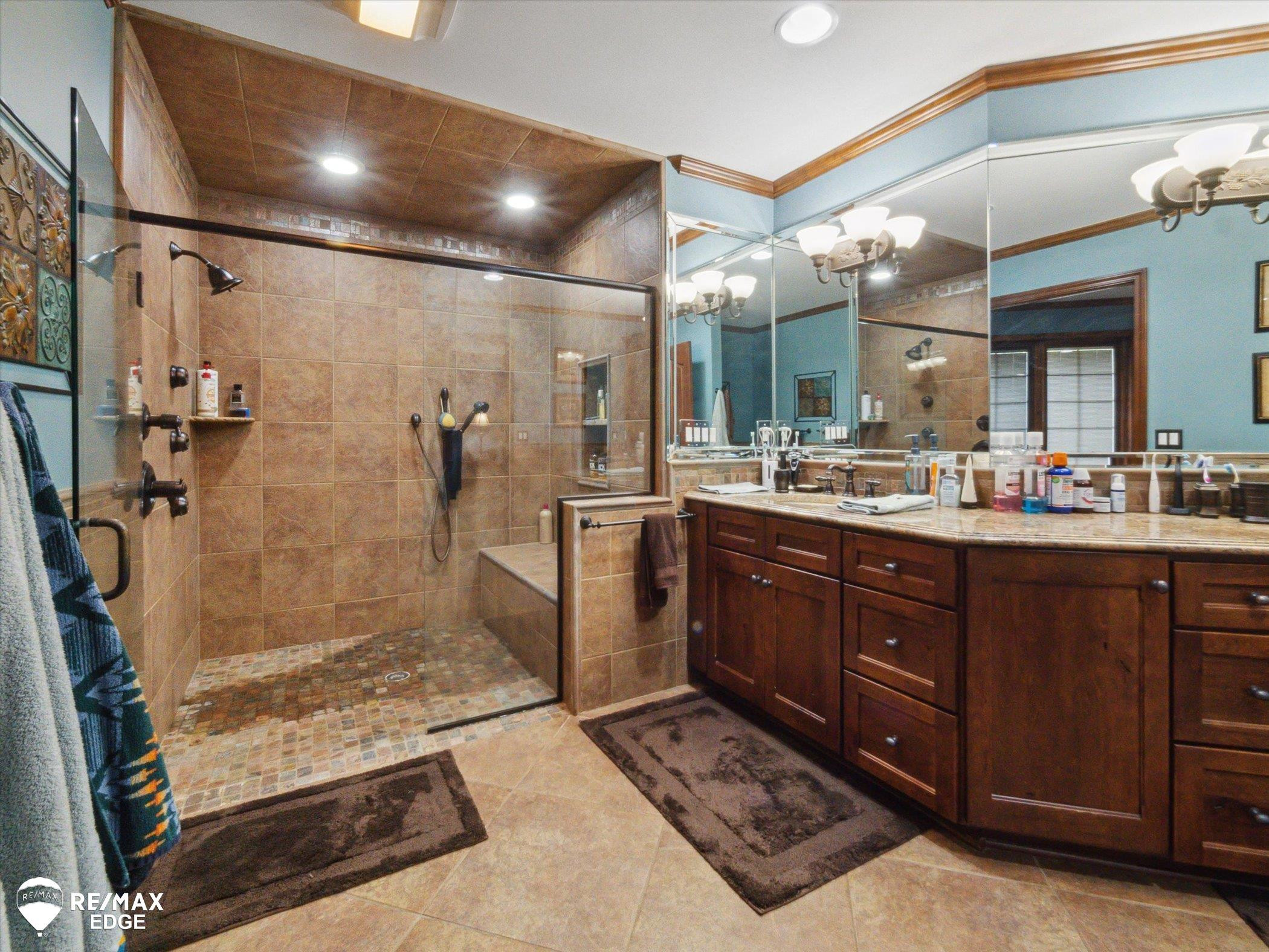 9705 Burning Tree Drive, Grand Blanc, MI 48439 — Photo 45