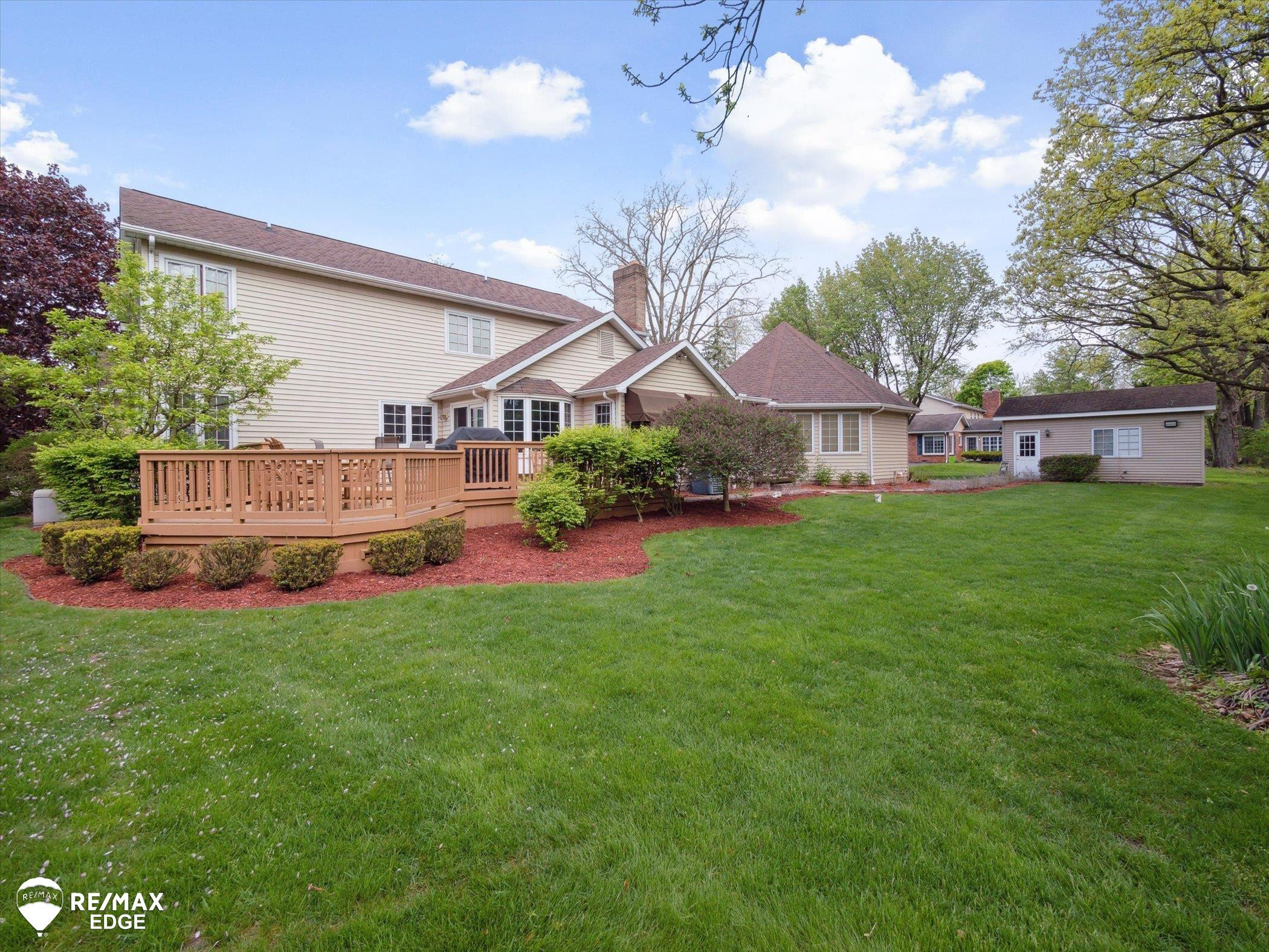 9705 Burning Tree Drive, Grand Blanc, MI 48439 — Photo 50