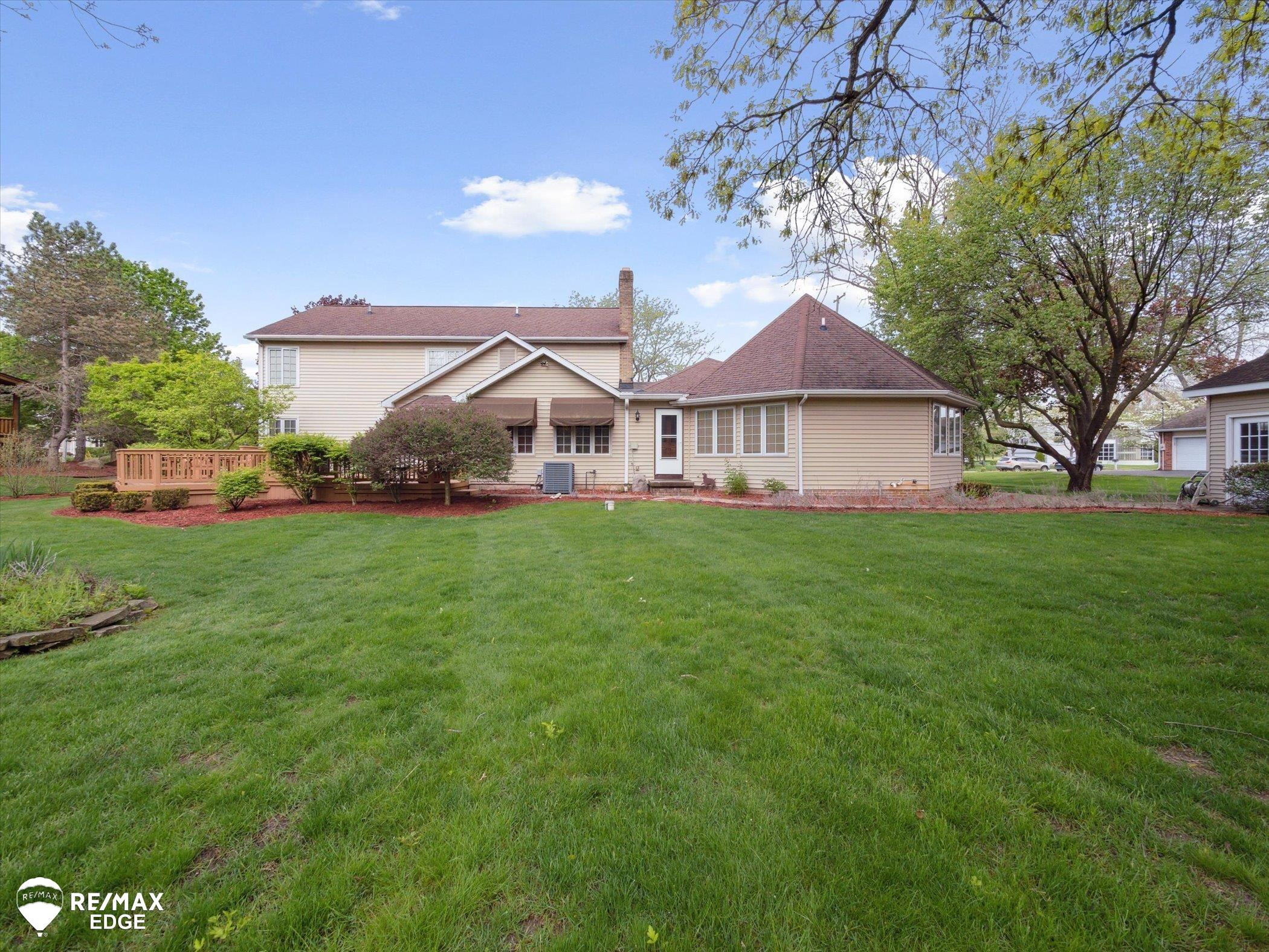 9705 Burning Tree Drive, Grand Blanc, MI 48439 — Photo 51