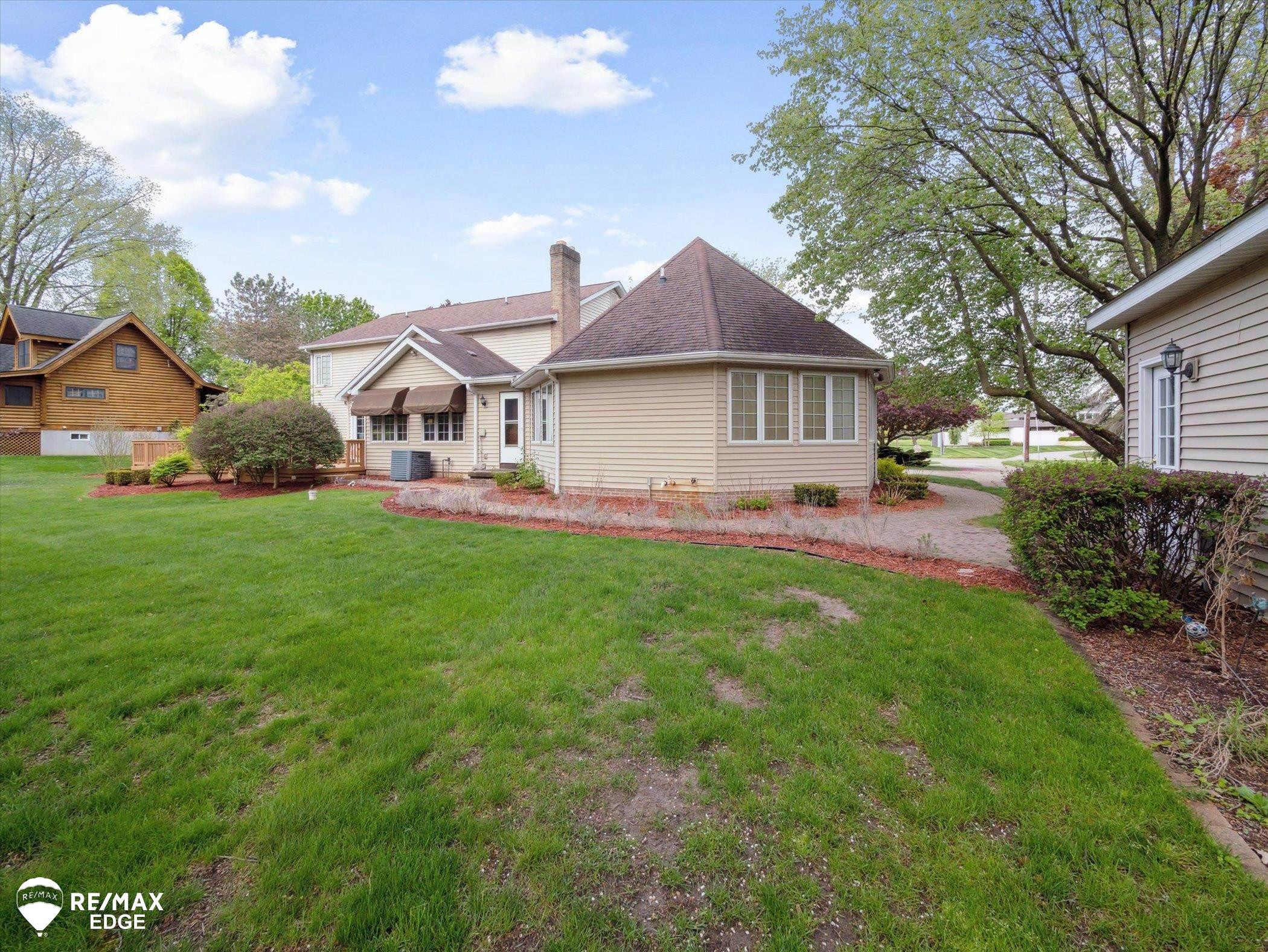 9705 Burning Tree Drive, Grand Blanc, MI 48439 — Photo 52