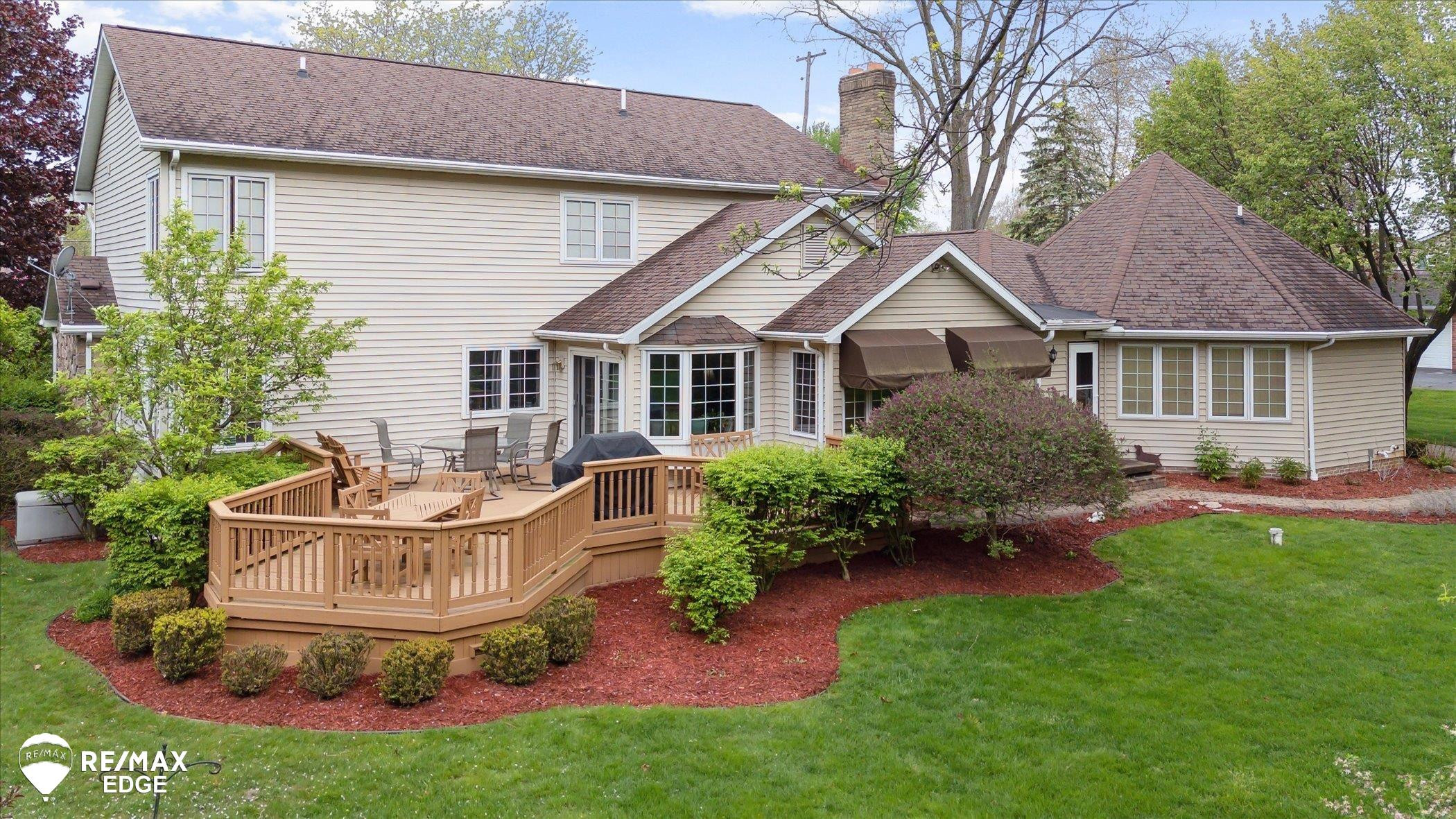 9705 Burning Tree Drive, Grand Blanc, MI 48439 — Photo 58