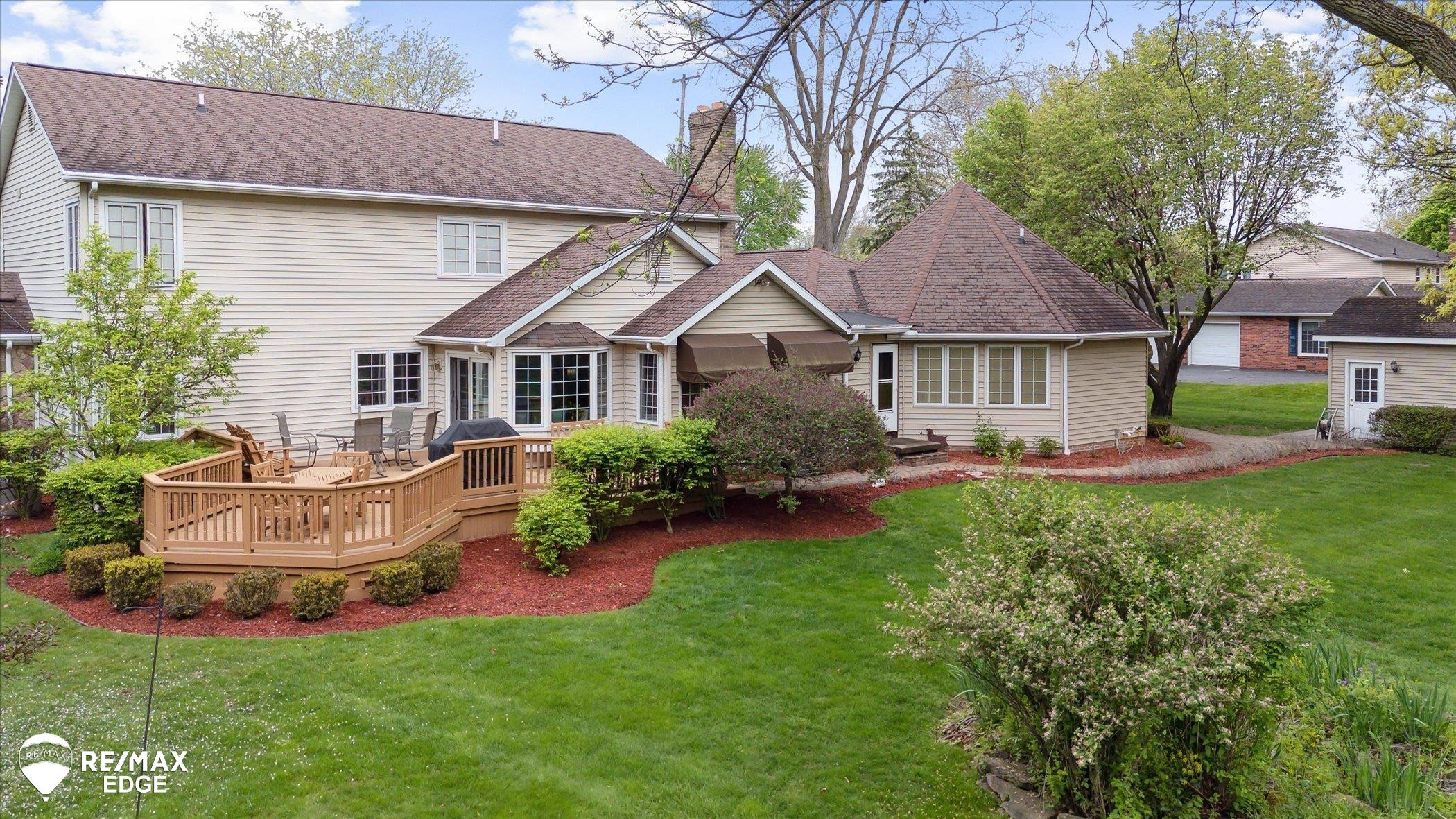 9705 Burning Tree Drive, Grand Blanc, MI 48439 — Photo 59