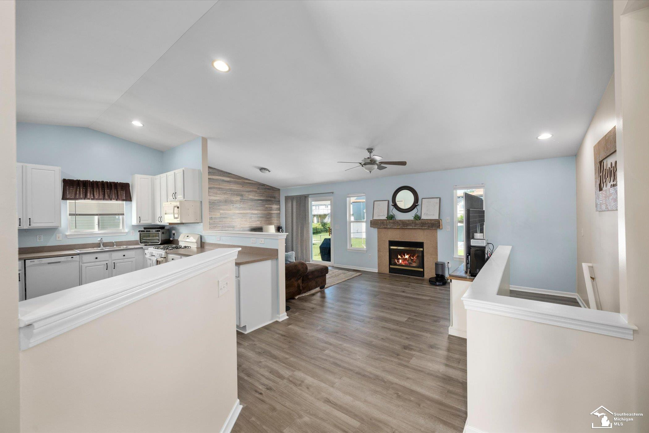 7040 Poplar Drive, Ypsilanti, MI 48197 — Photo 12