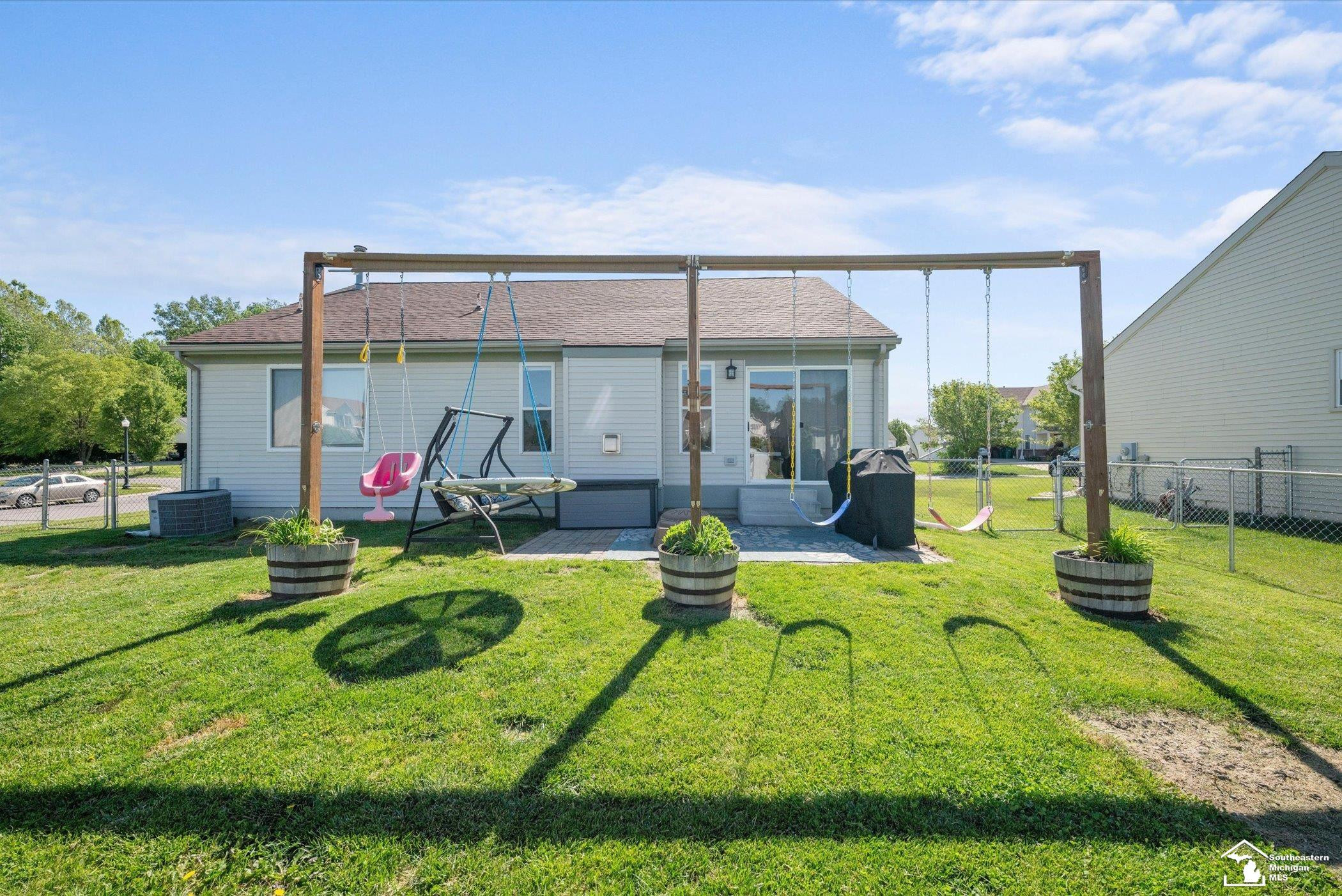 7040 Poplar Drive, Ypsilanti, MI 48197 — Photo 37