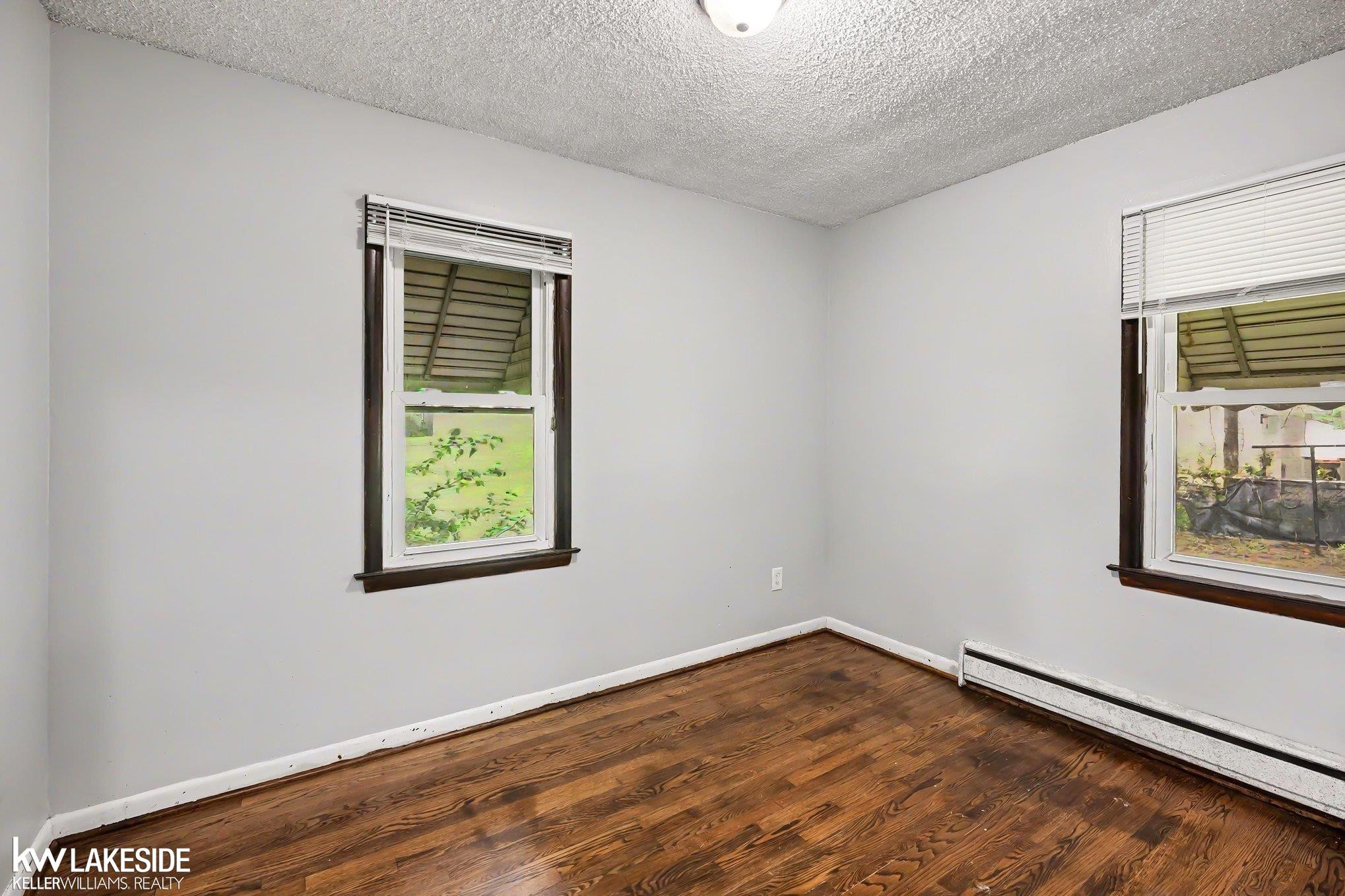 245 N Broadway Street, Mount Clemens, MI 48043 — Photo 10