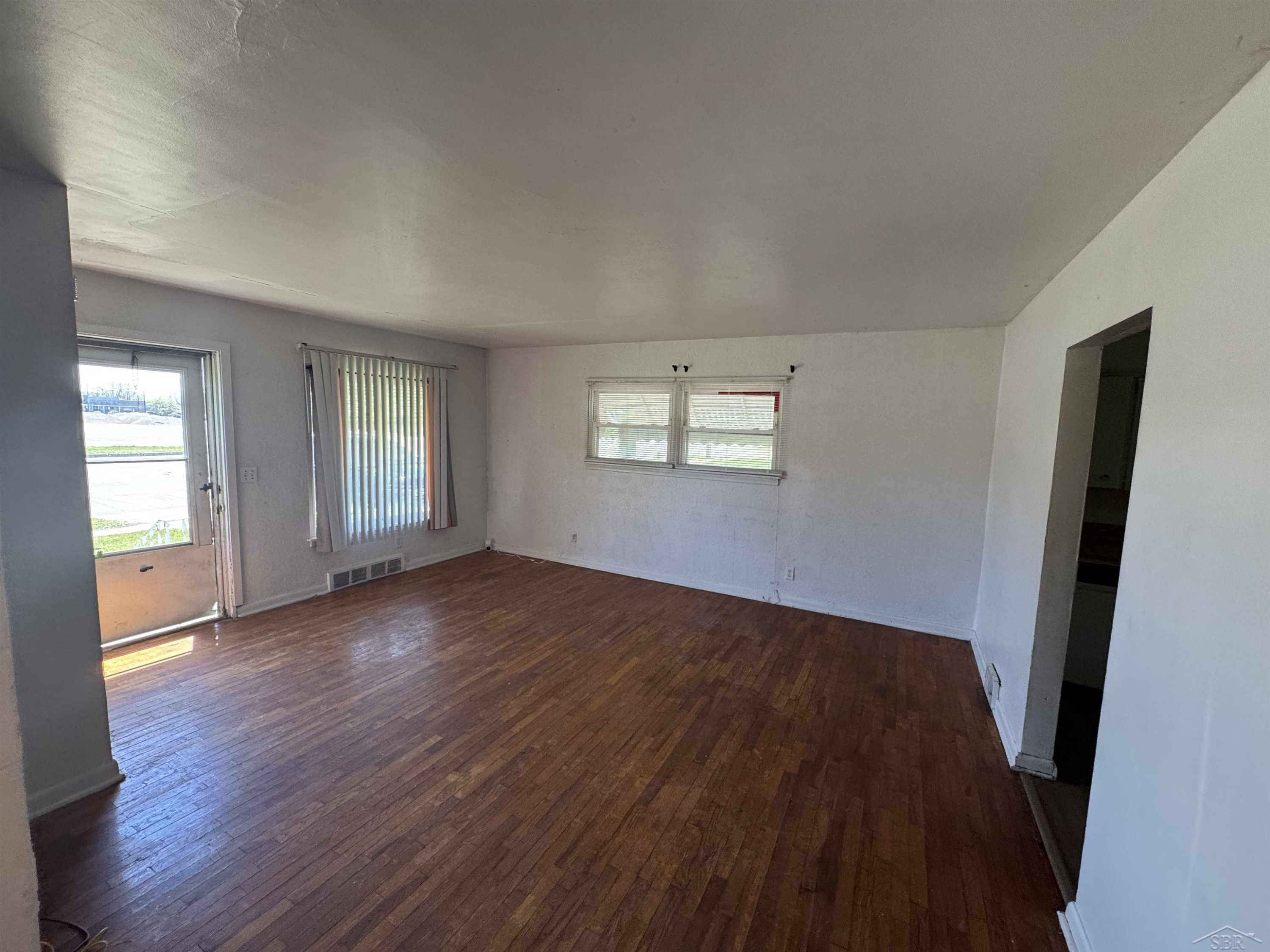 4015 Hess Avenue, Saginaw, MI 48601 — Photo 4