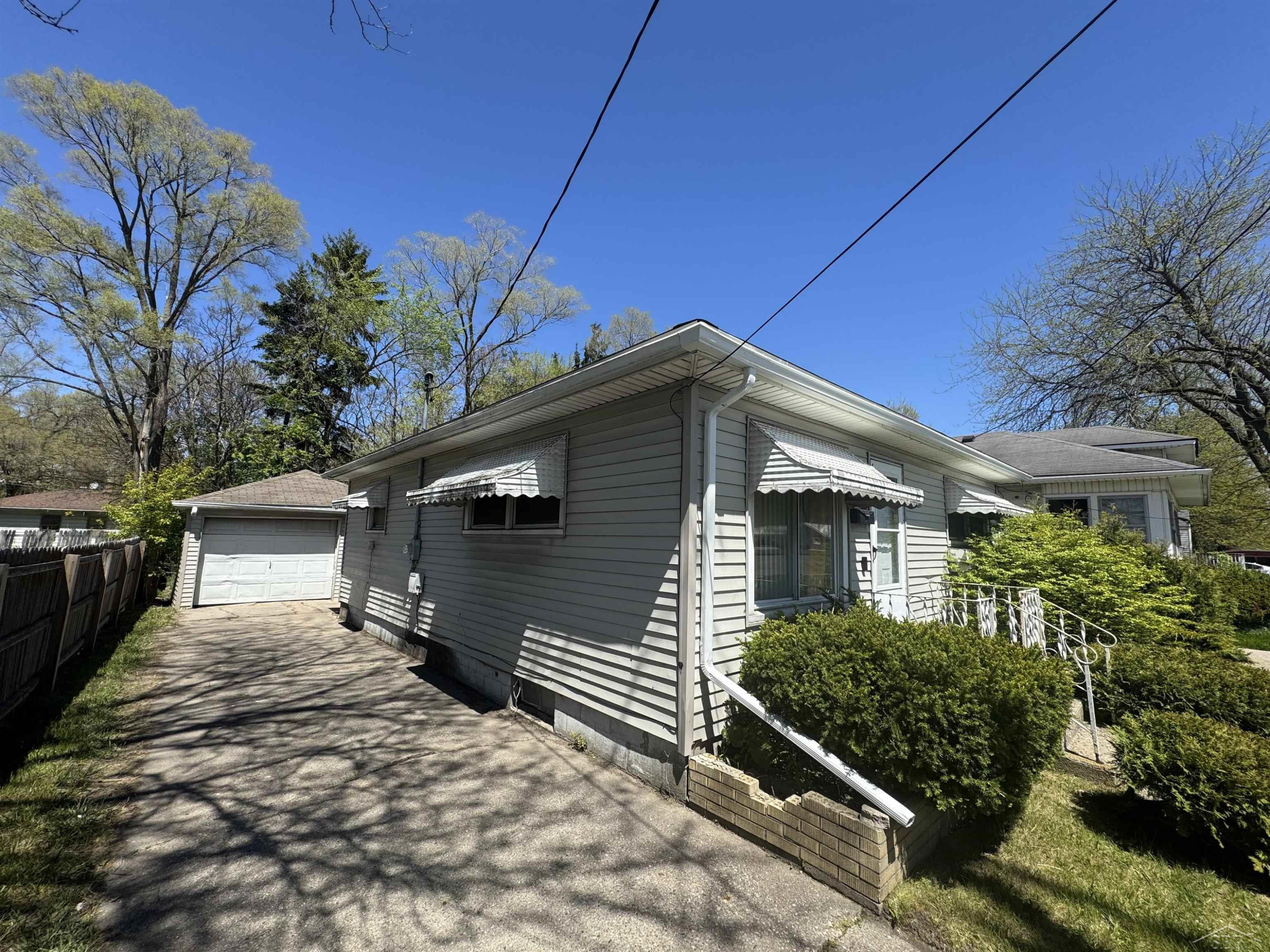 4015 Hess Avenue, Saginaw, MI 48601 — Photo 15