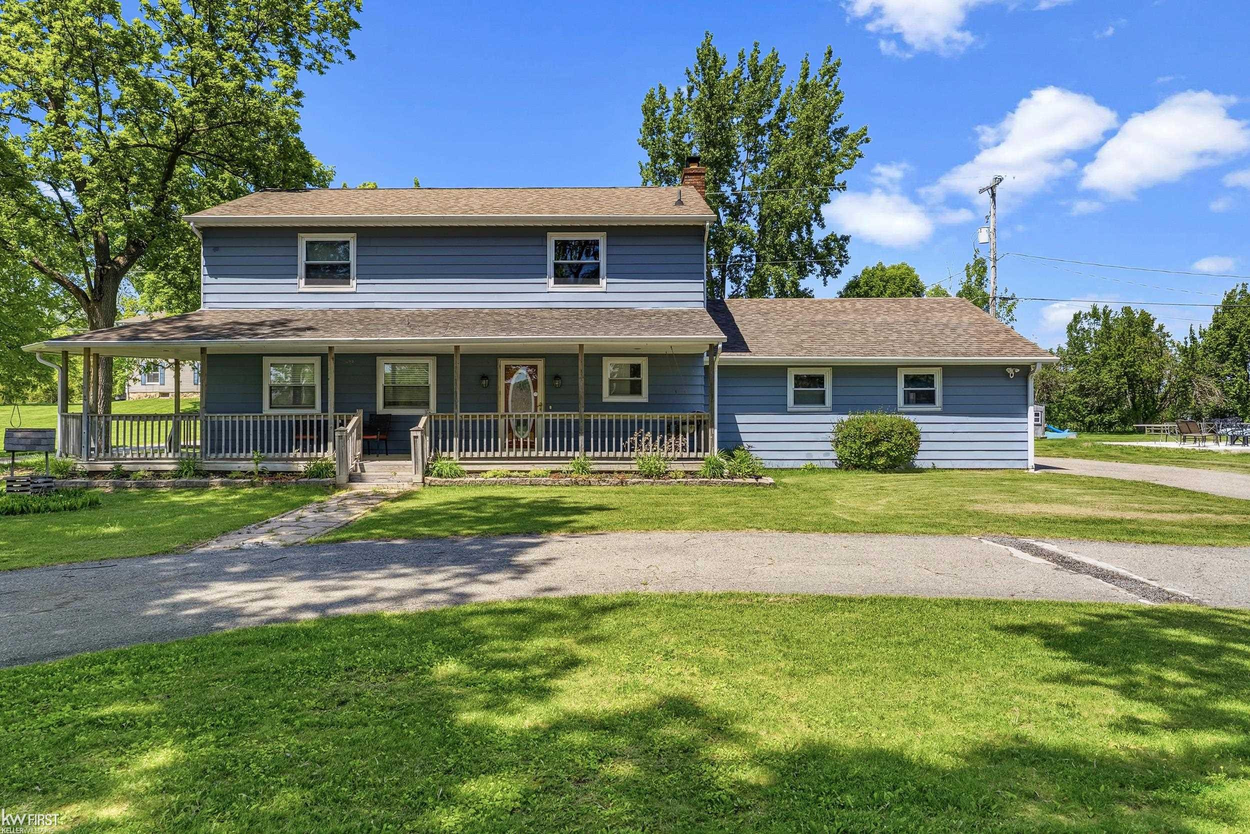 4216 Lahring Road, Linden, MI 48451 — Photo 2