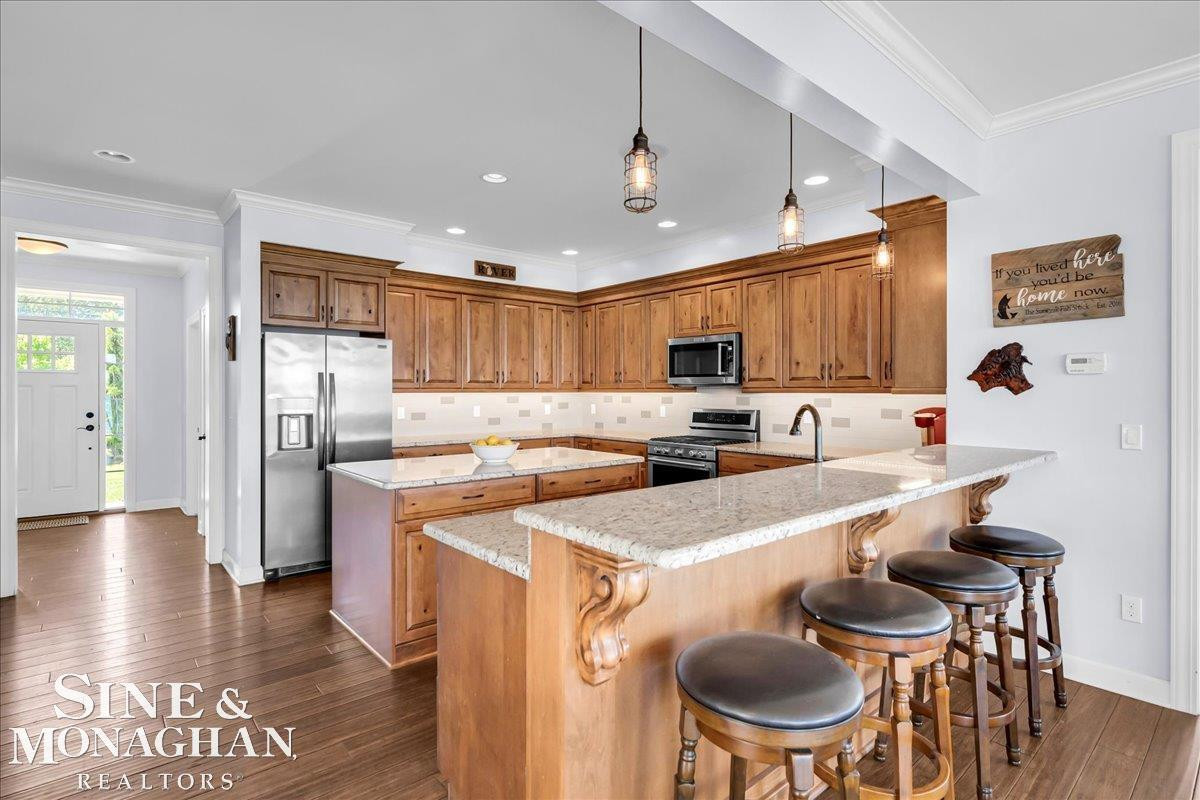 9377 River Road, MI 48001 — Photo 33