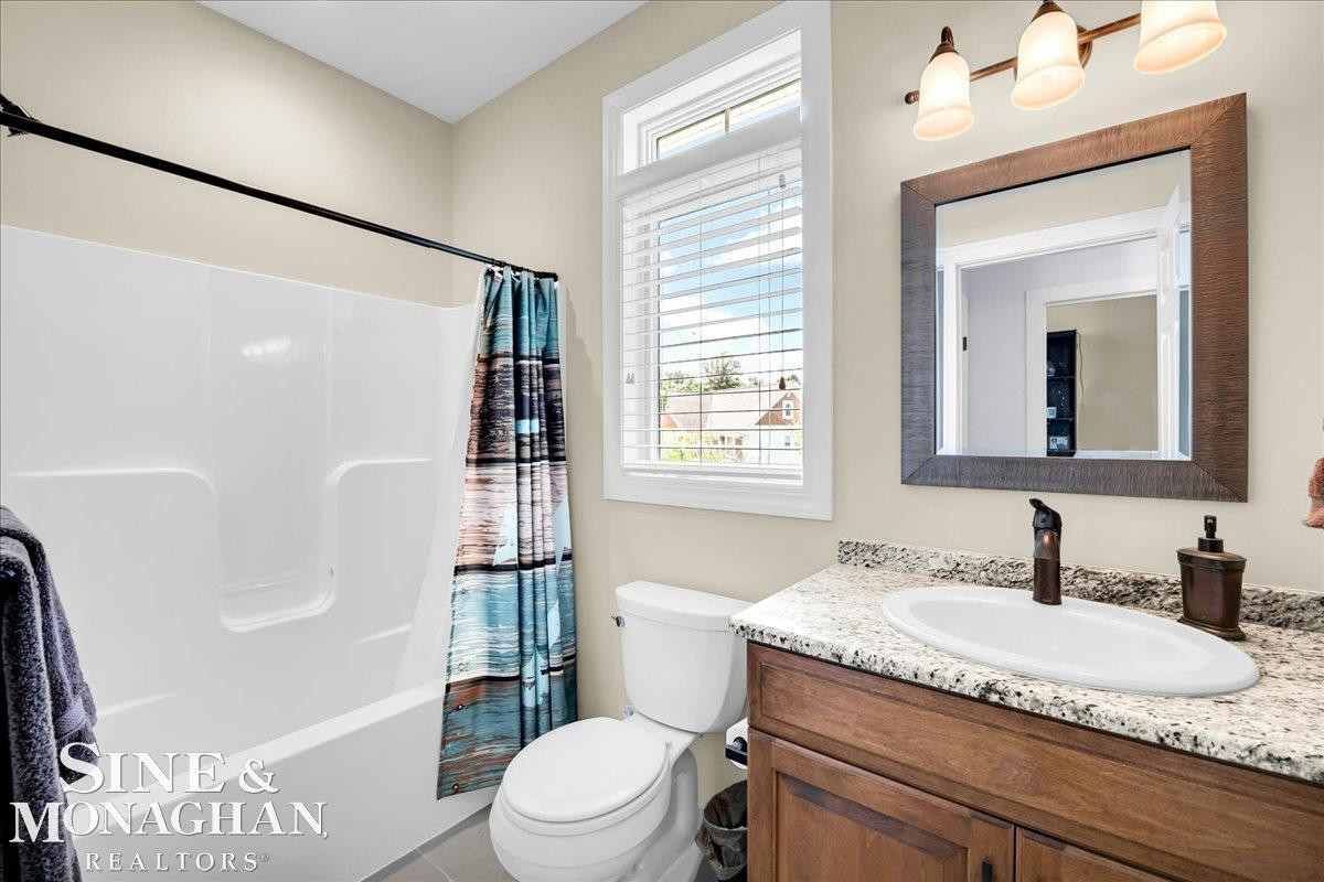 9377 River Road, MI 48001 — Photo 58
