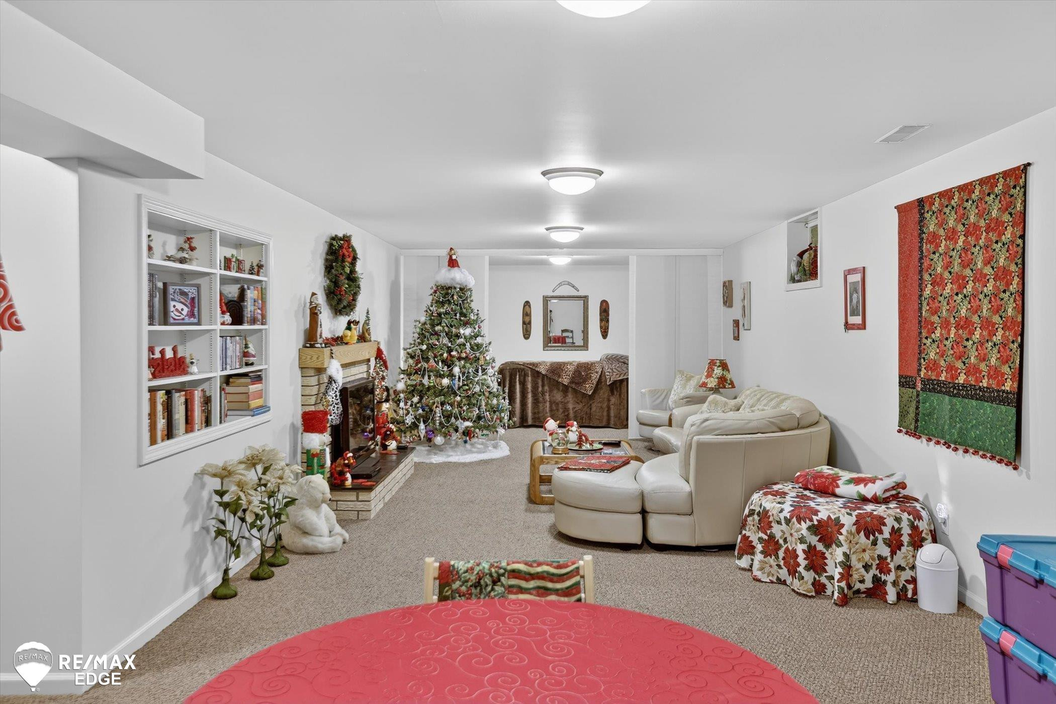 2210 N Sycamore Drive, Burton, MI 48509 — Photo 42