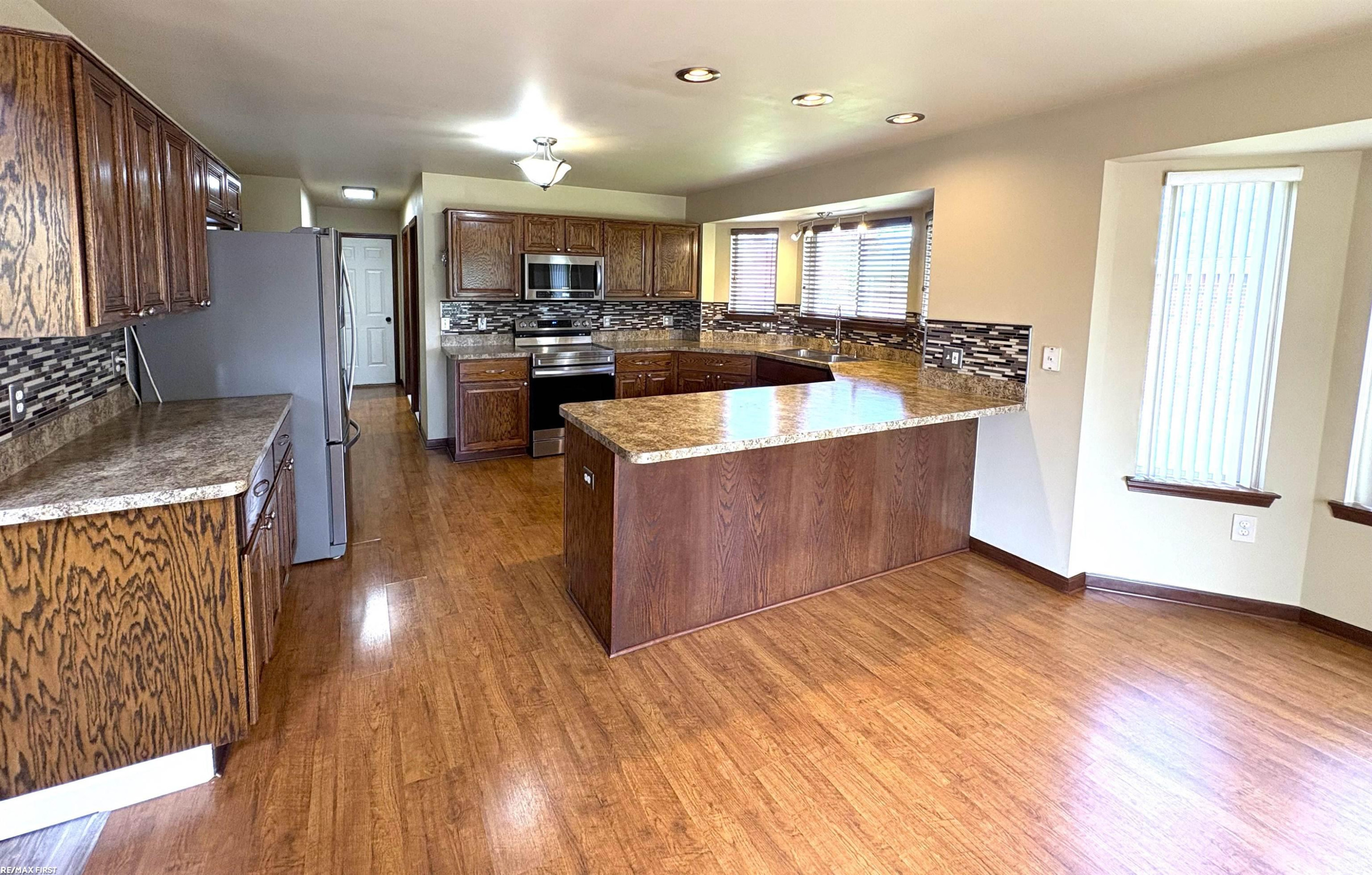 53220 Joann Marie Drive, Chesterfield, MI 48047 — Photo 8