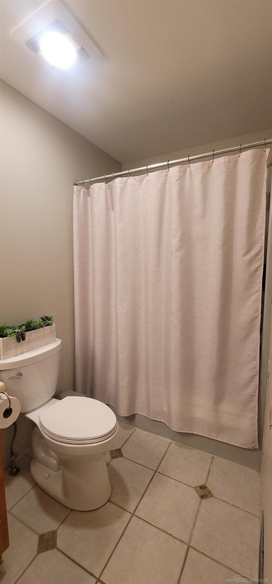 415 Coledale Drive, White Lake, MI — Photo 38