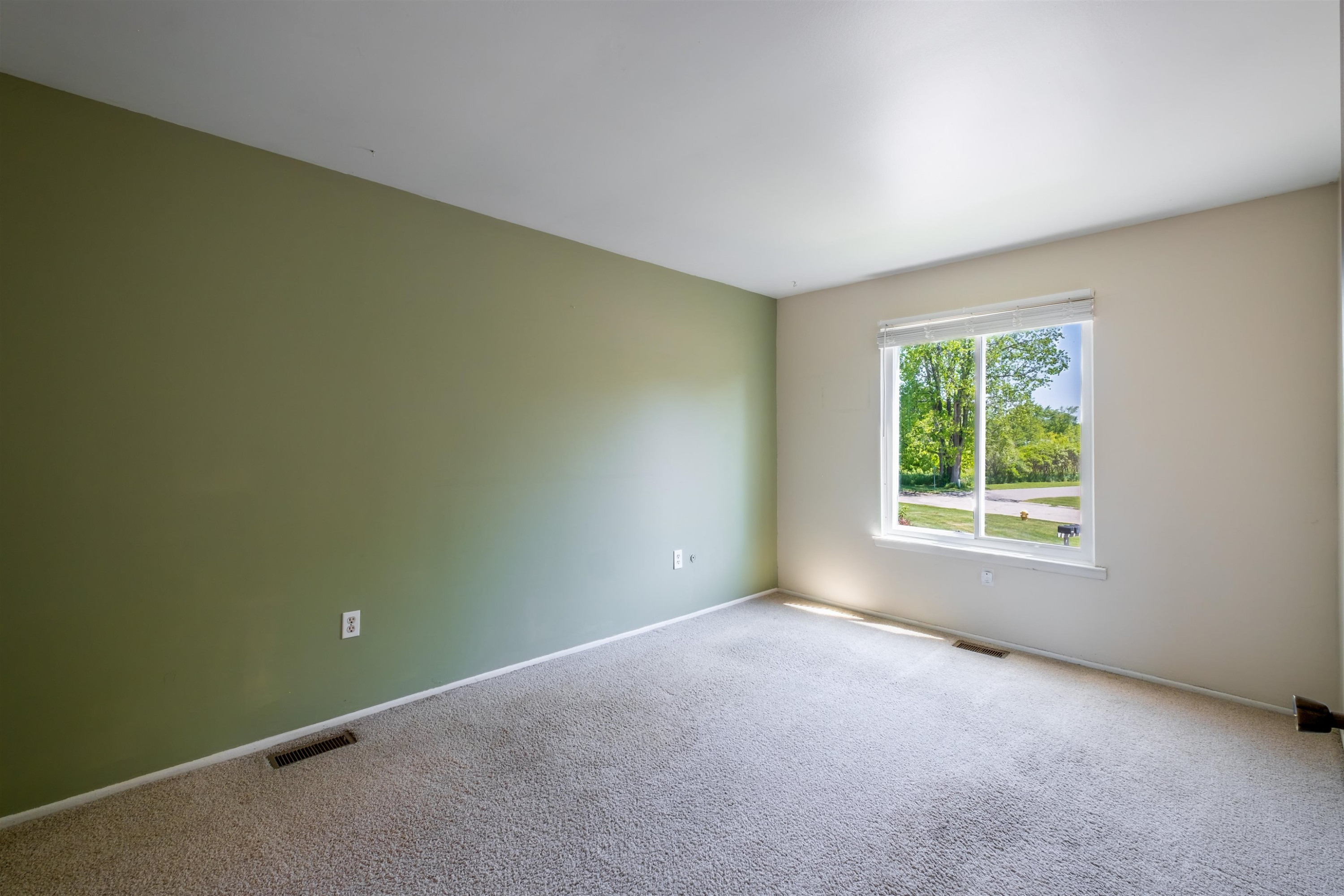 8307 Camelot Court, Mount Morris, MI 48458 — Photo 13