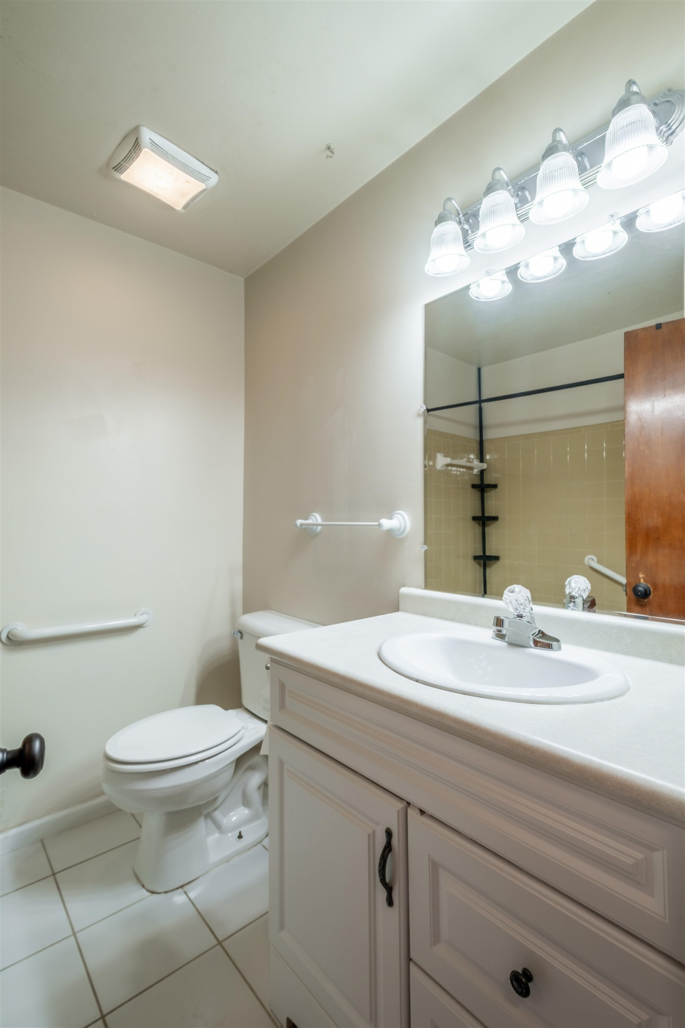 8307 Camelot Court, Mount Morris, MI 48458 — Photo 14