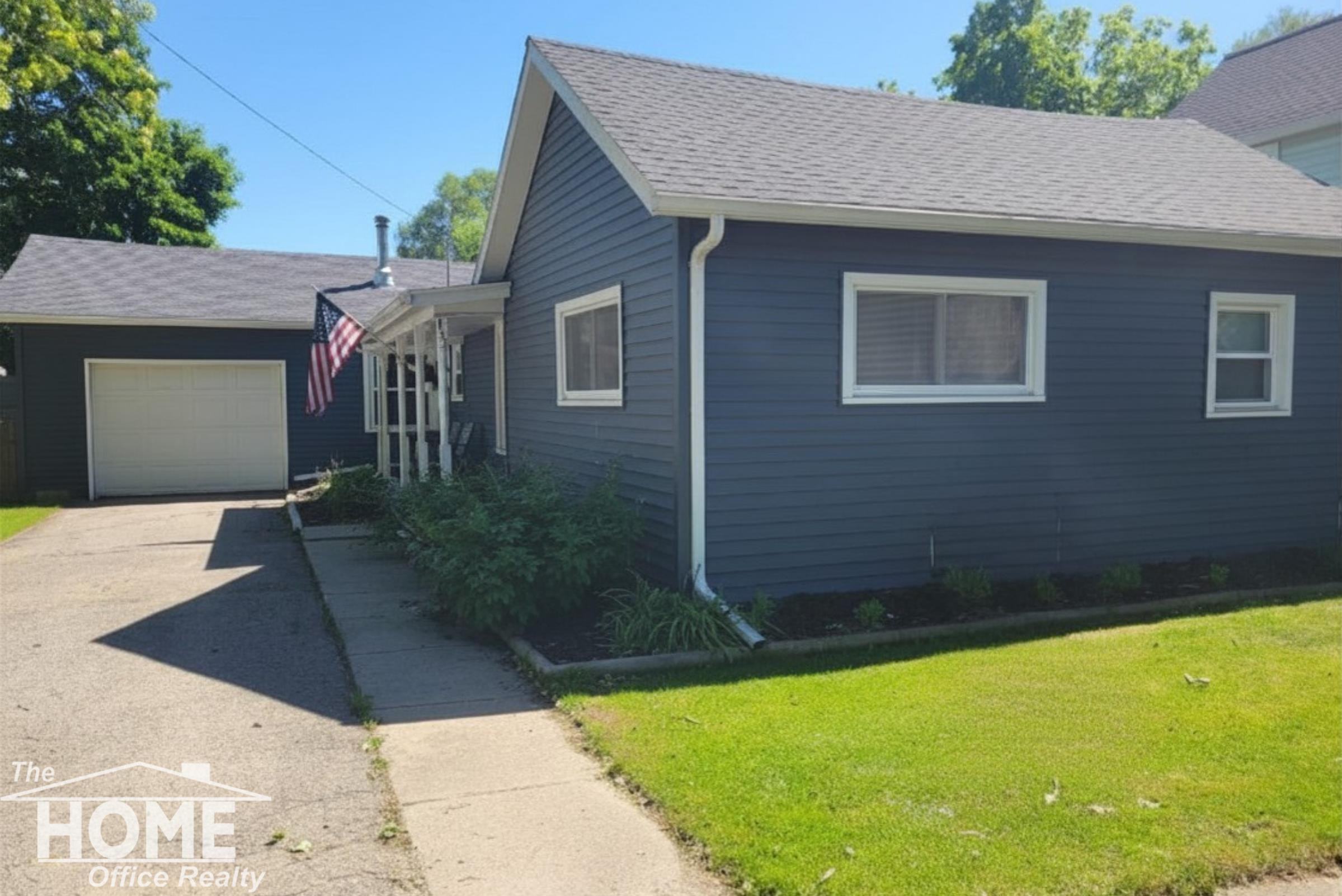123 W Williams Street, Ovid, MI 48866 — front exterior