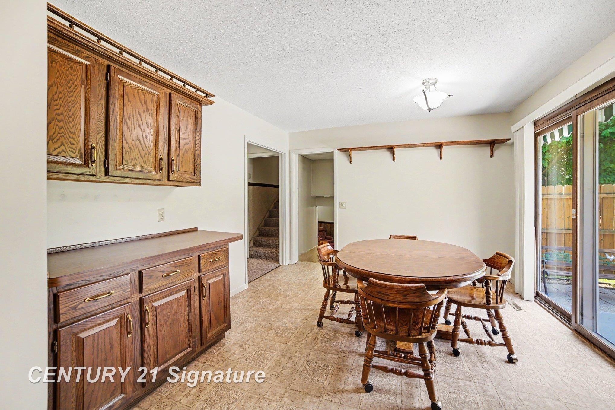4403 Robinhood Terrace, Midland, MI 48642 — Photo 6
