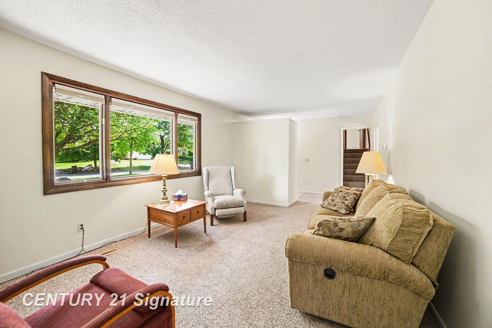 4403 Robinhood Terrace, Midland, MI 48642 — Photo 8