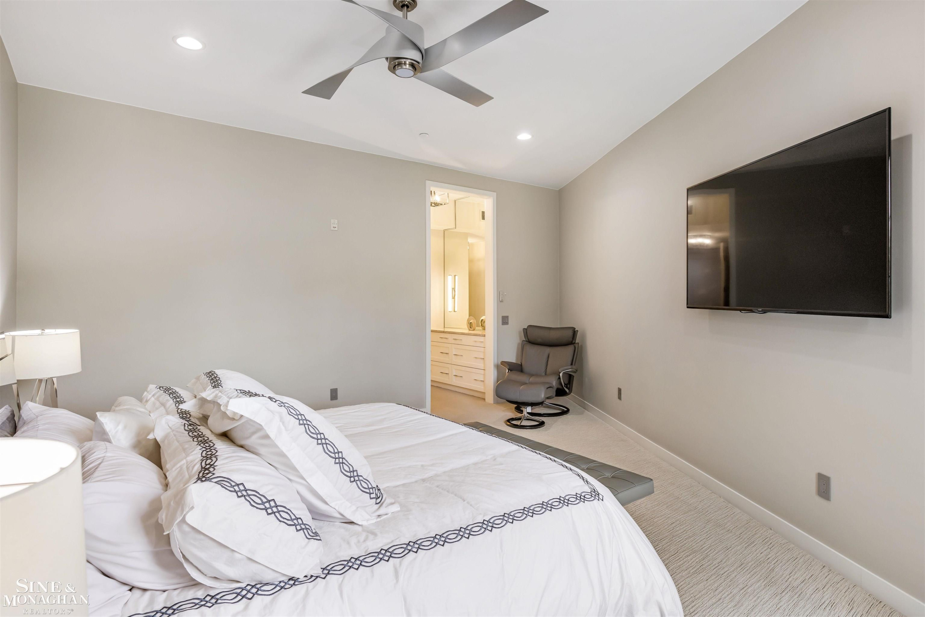 804 N Main Street, 3B, Rochester, MI 48307 — Photo 38