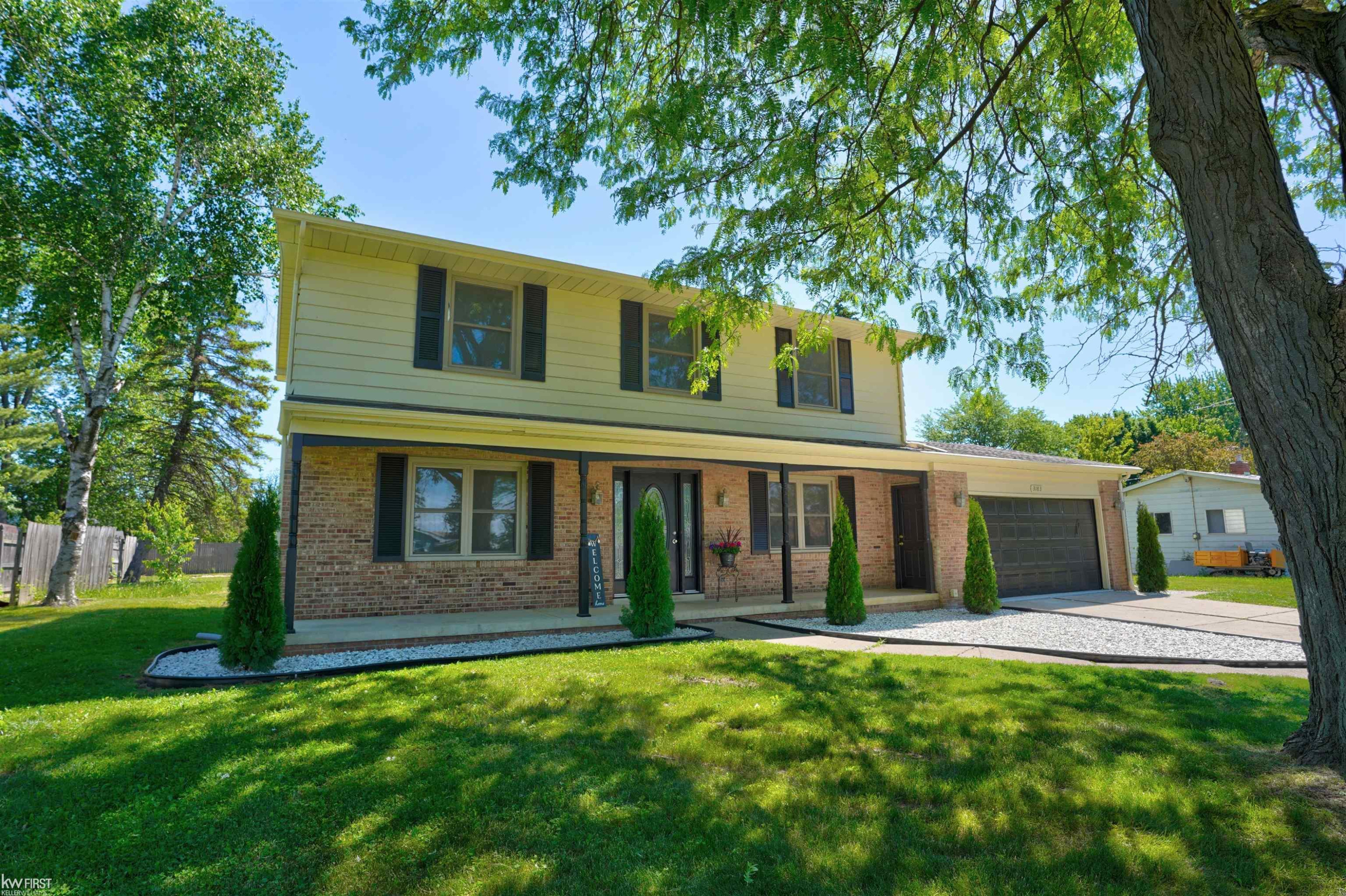 3183 Bridle Path, Flint, MI 48507