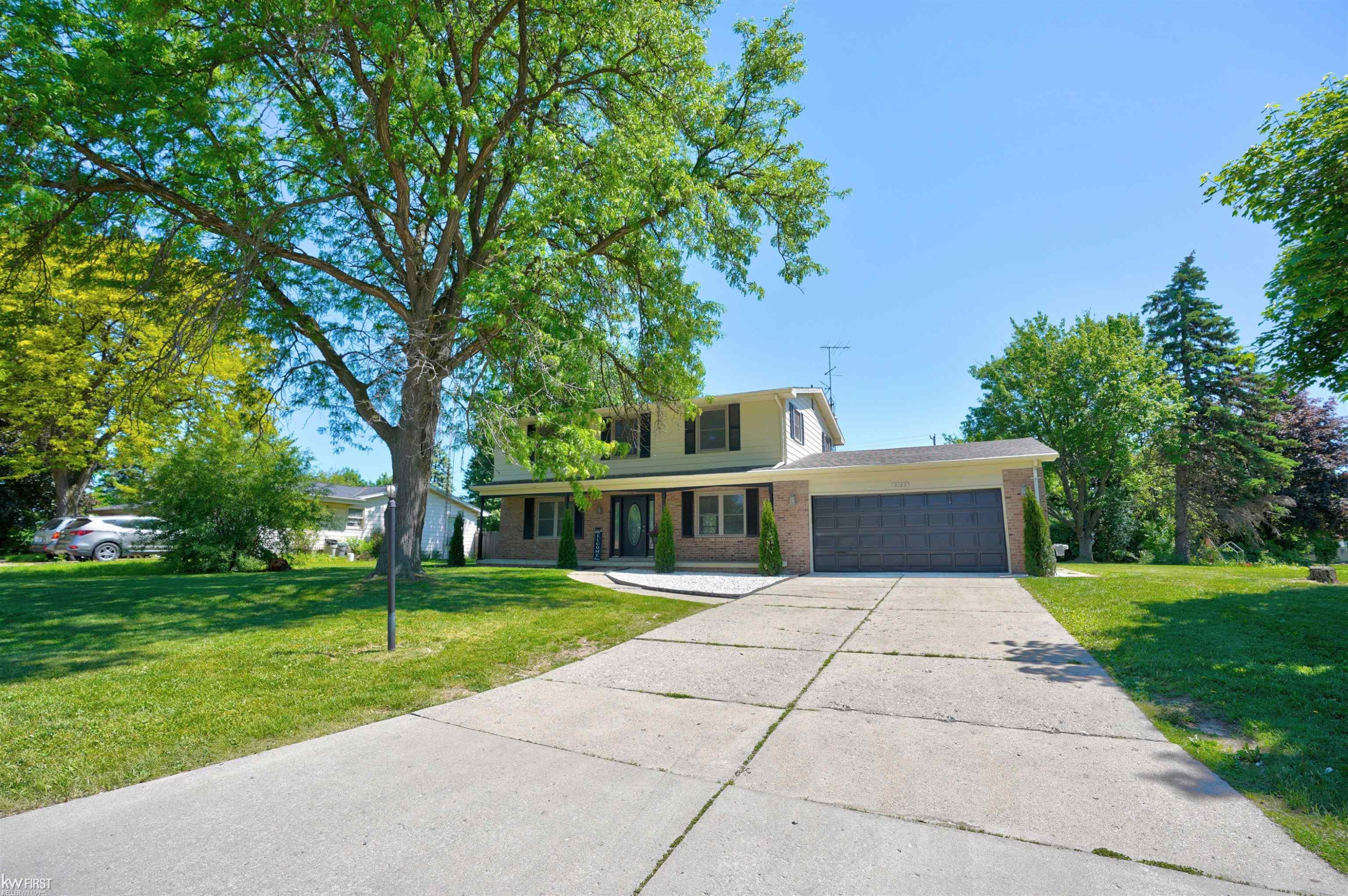3183 Bridle Path, Flint, MI 48507 — Photo 8