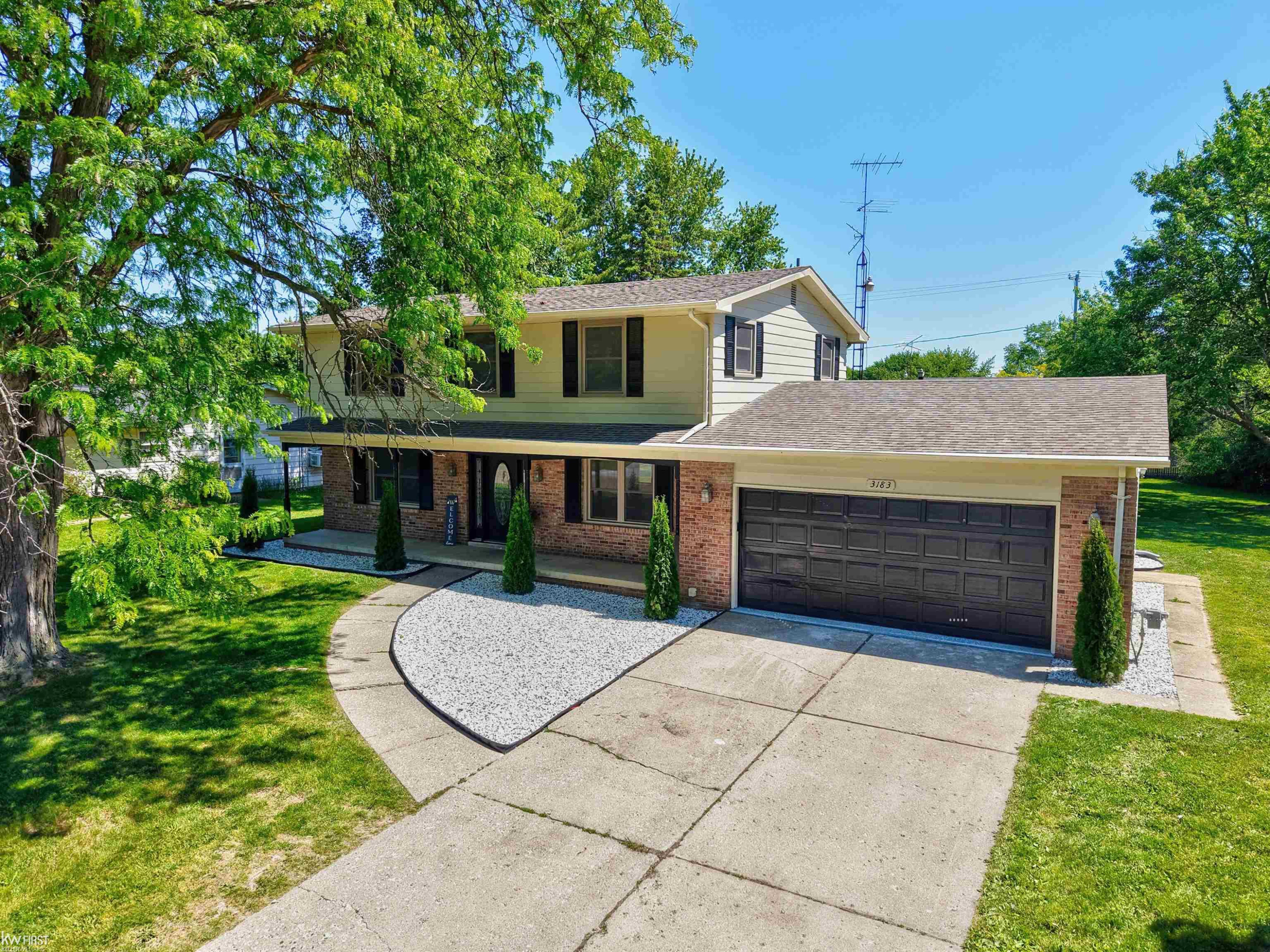 3183 Bridle Path, Flint, MI 48507 — Photo 10