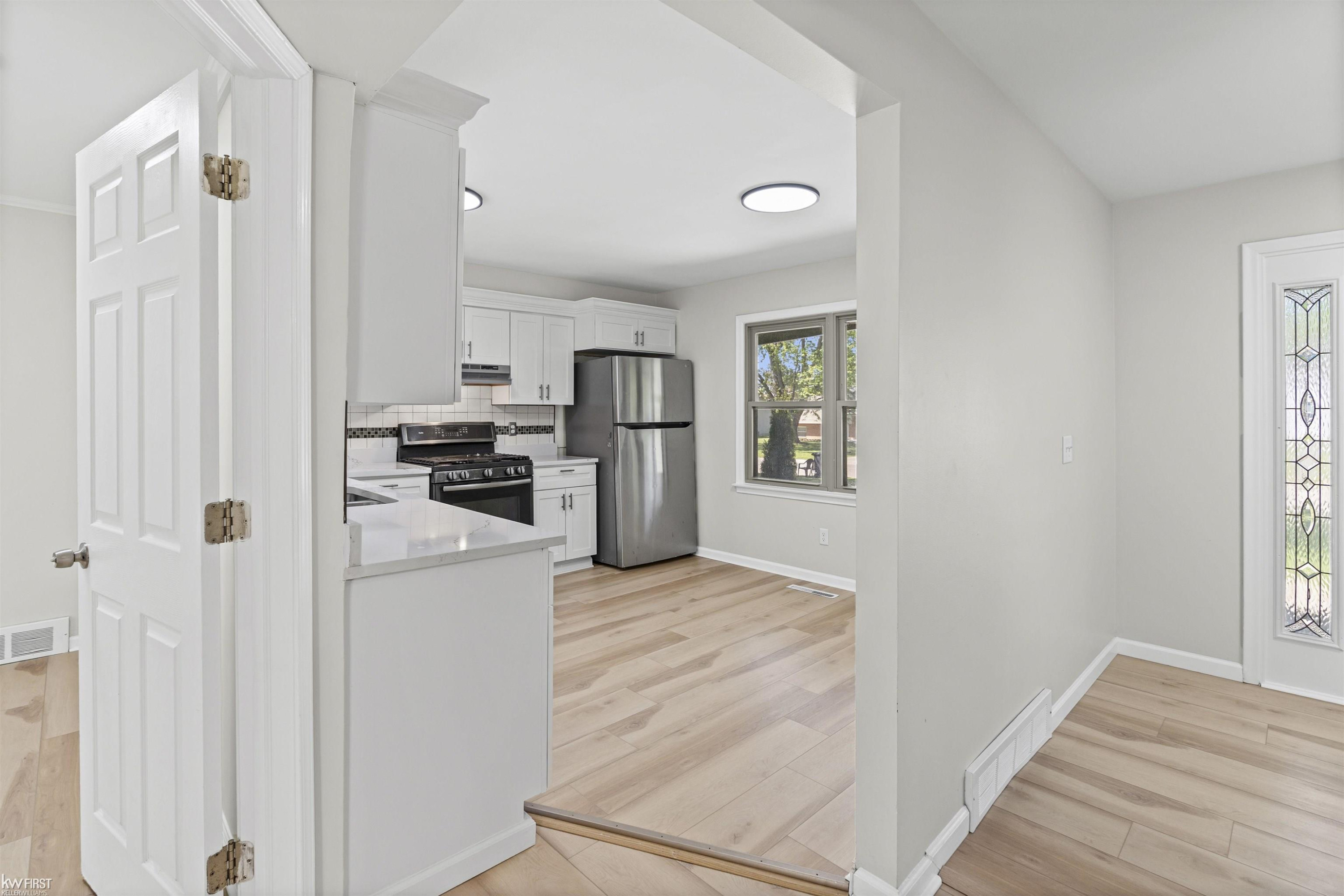 3183 Bridle Path, Flint, MI 48507 — Photo 20