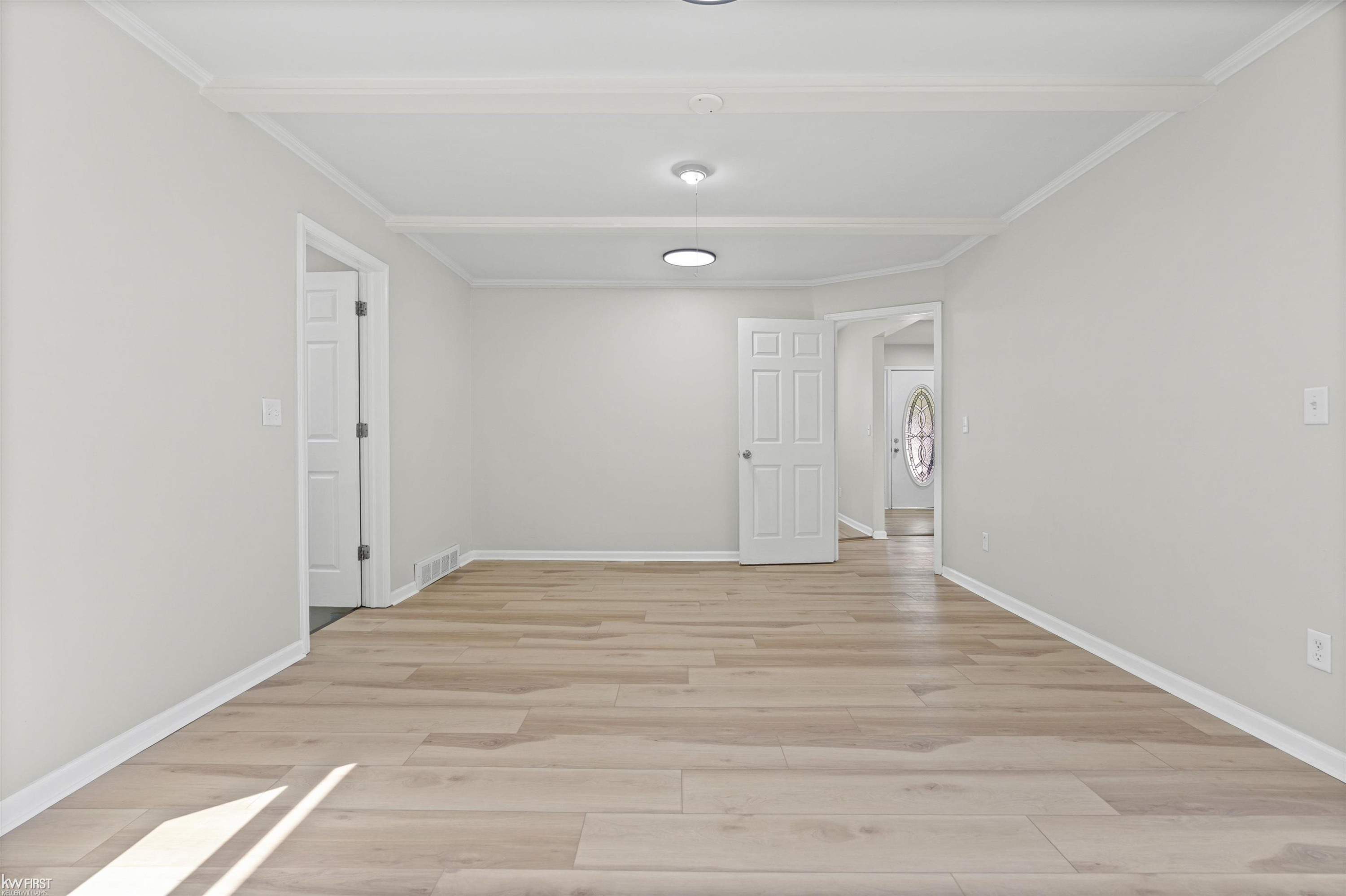 3183 Bridle Path, Flint, MI 48507 — Photo 24