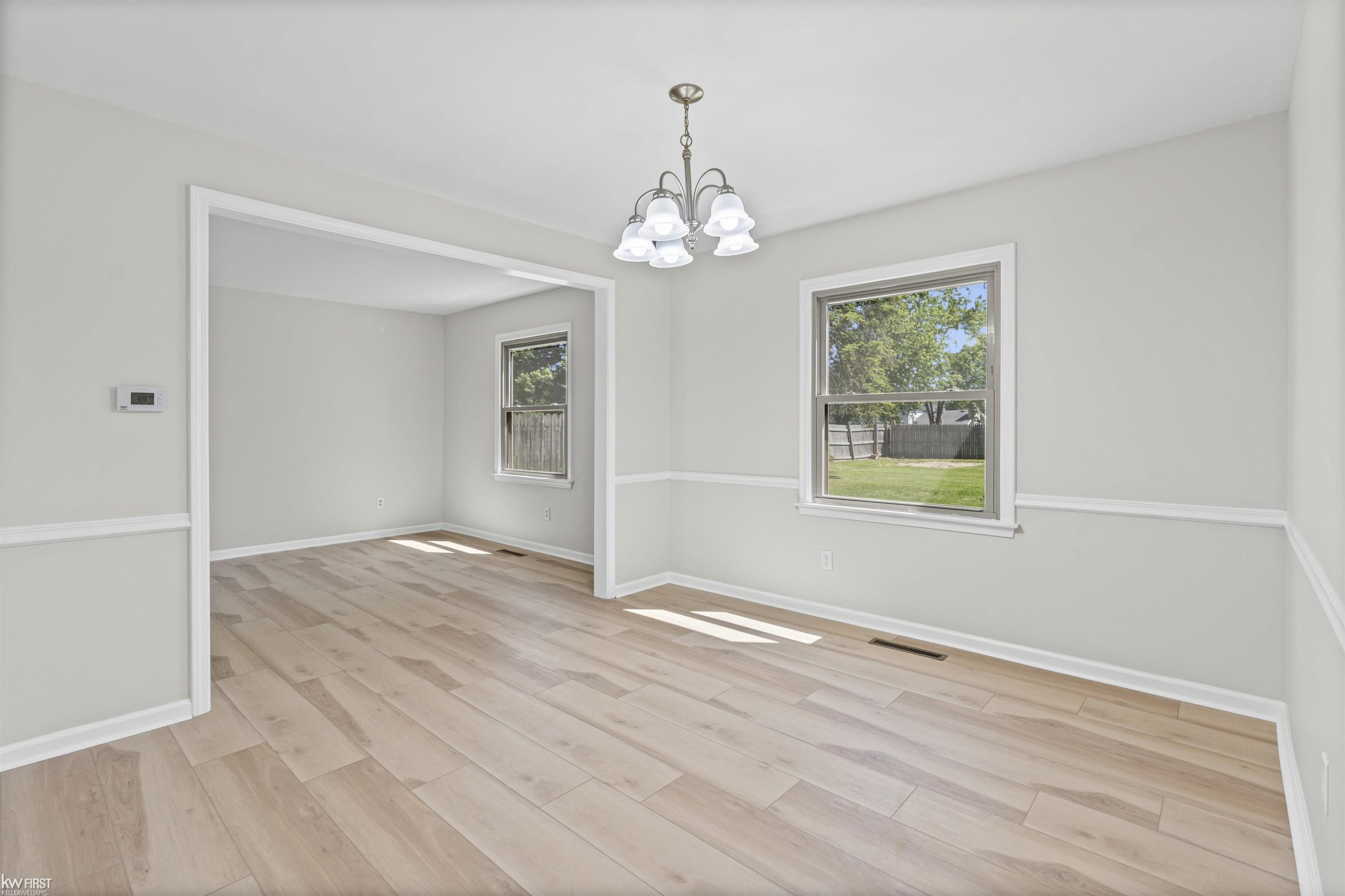 3183 Bridle Path, Flint, MI 48507 — Photo 25