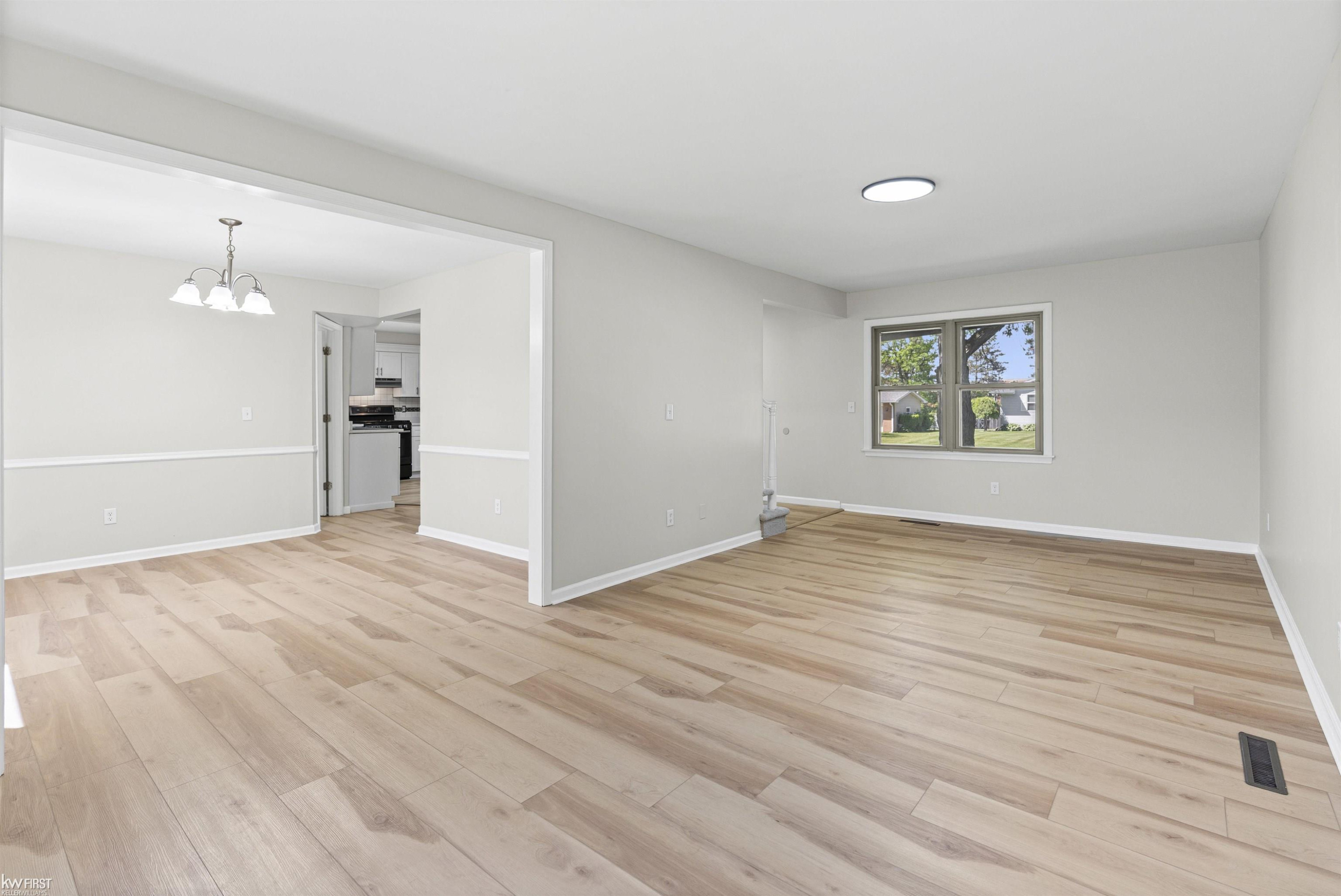 3183 Bridle Path, Flint, MI 48507 — Photo 29
