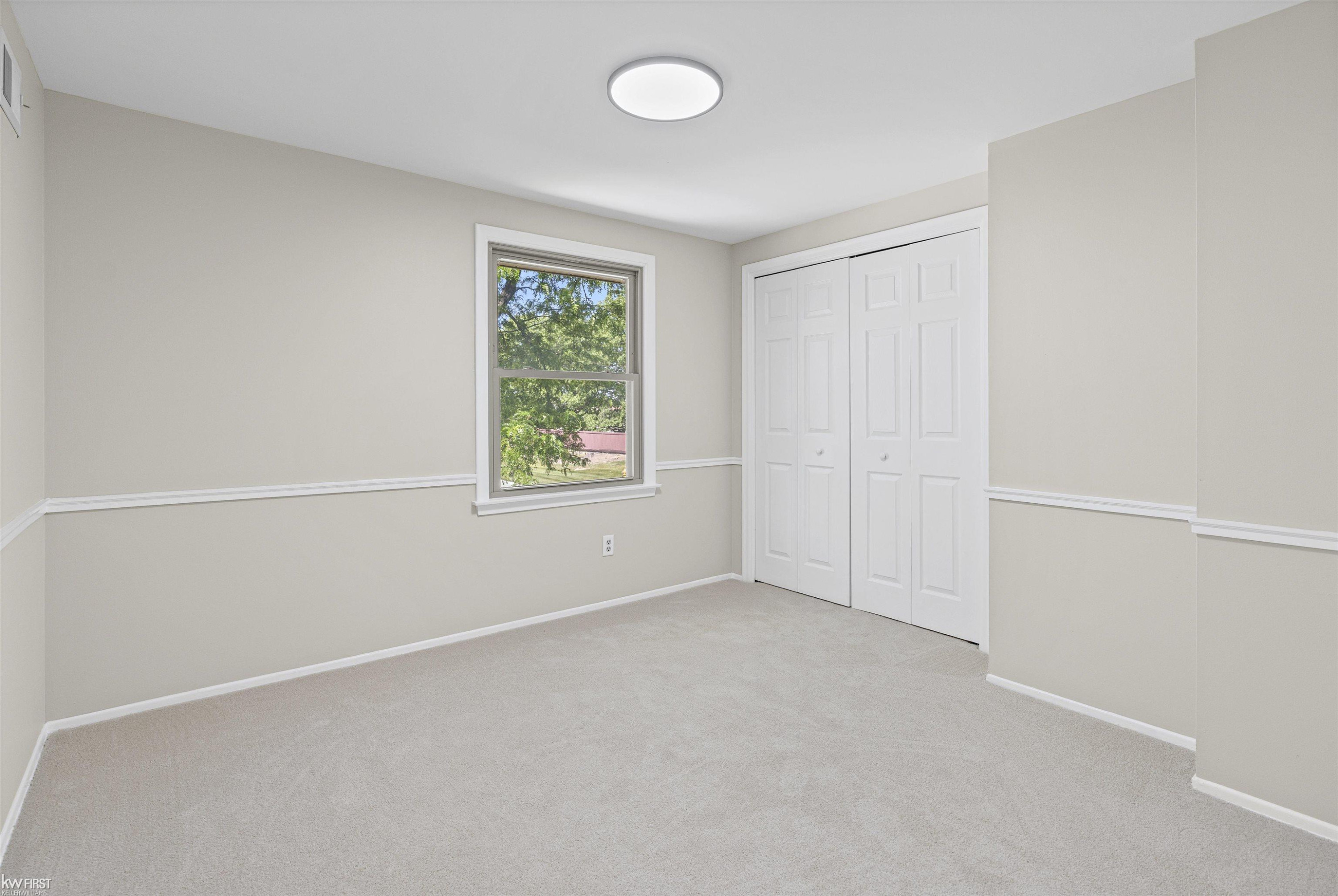 3183 Bridle Path, Flint, MI 48507 — Photo 42