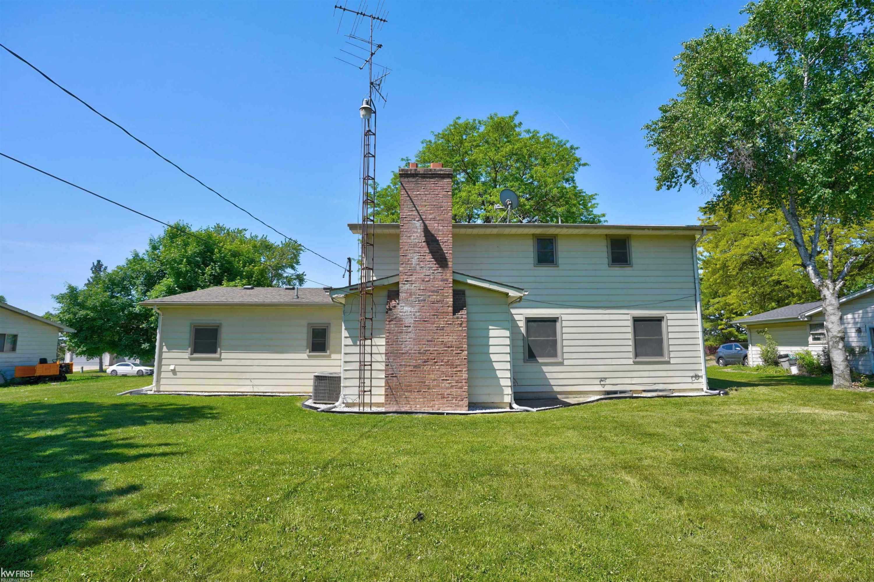 3183 Bridle Path, Flint, MI 48507 — Photo 48