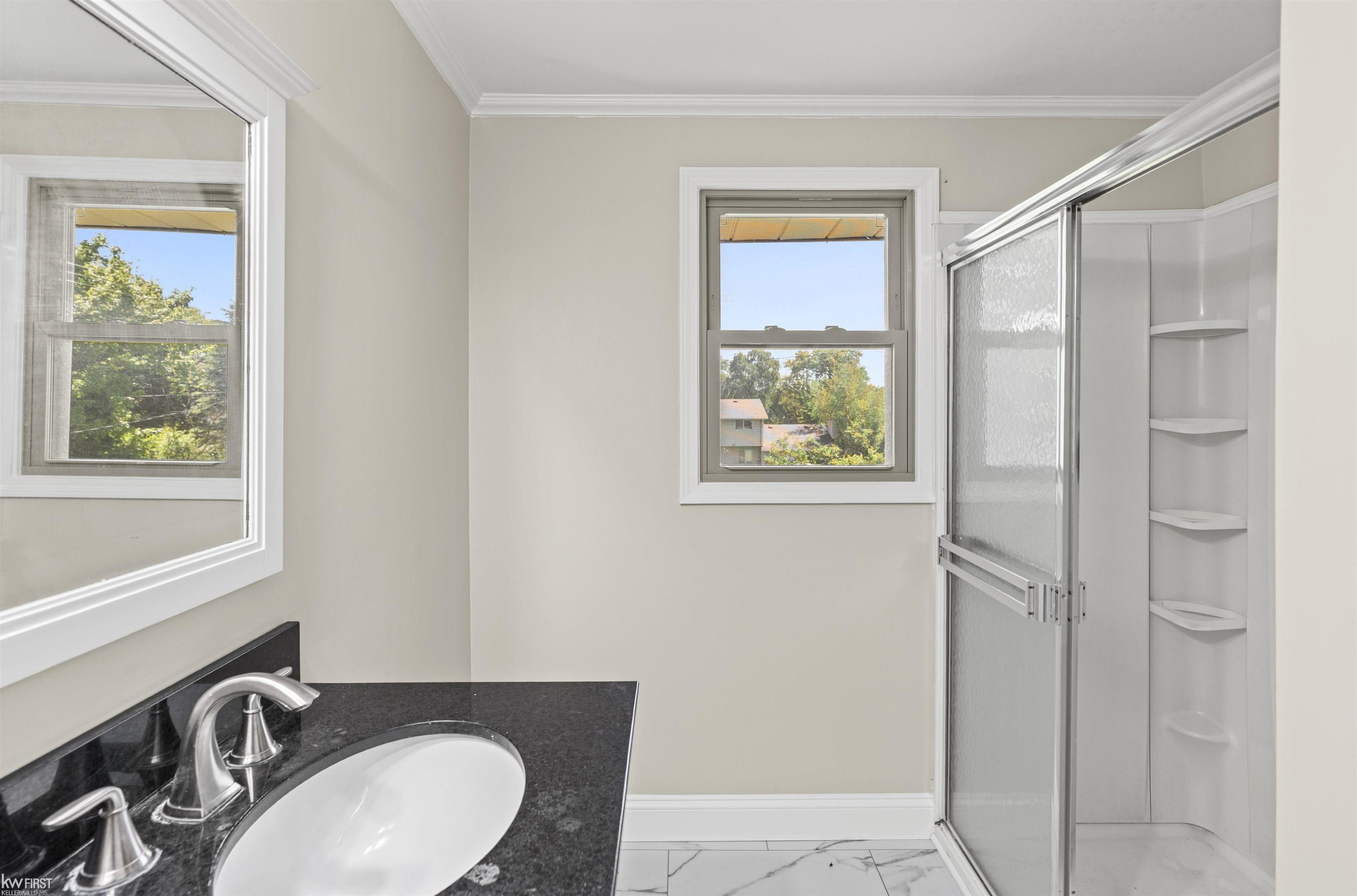 3183 Bridle Path, Flint, MI 48507 — Photo 54