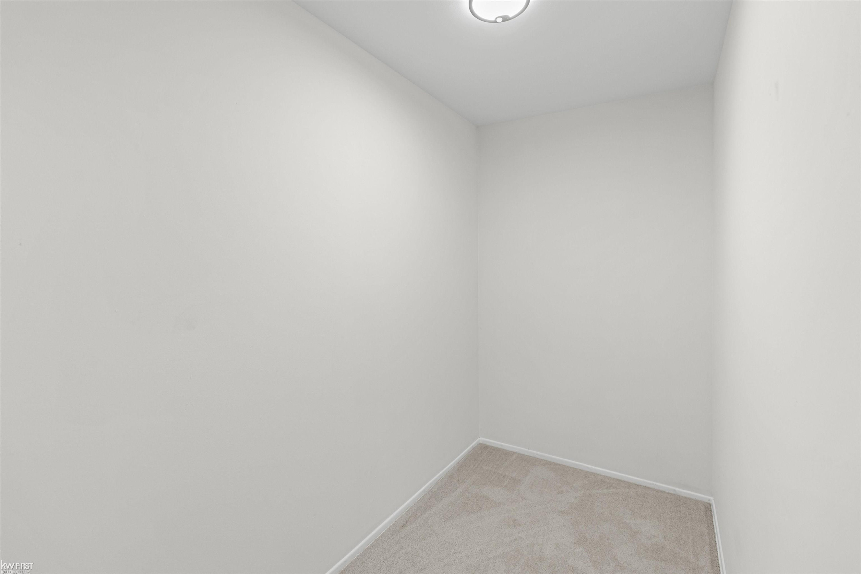 3183 Bridle Path, Flint, MI 48507 — Photo 56